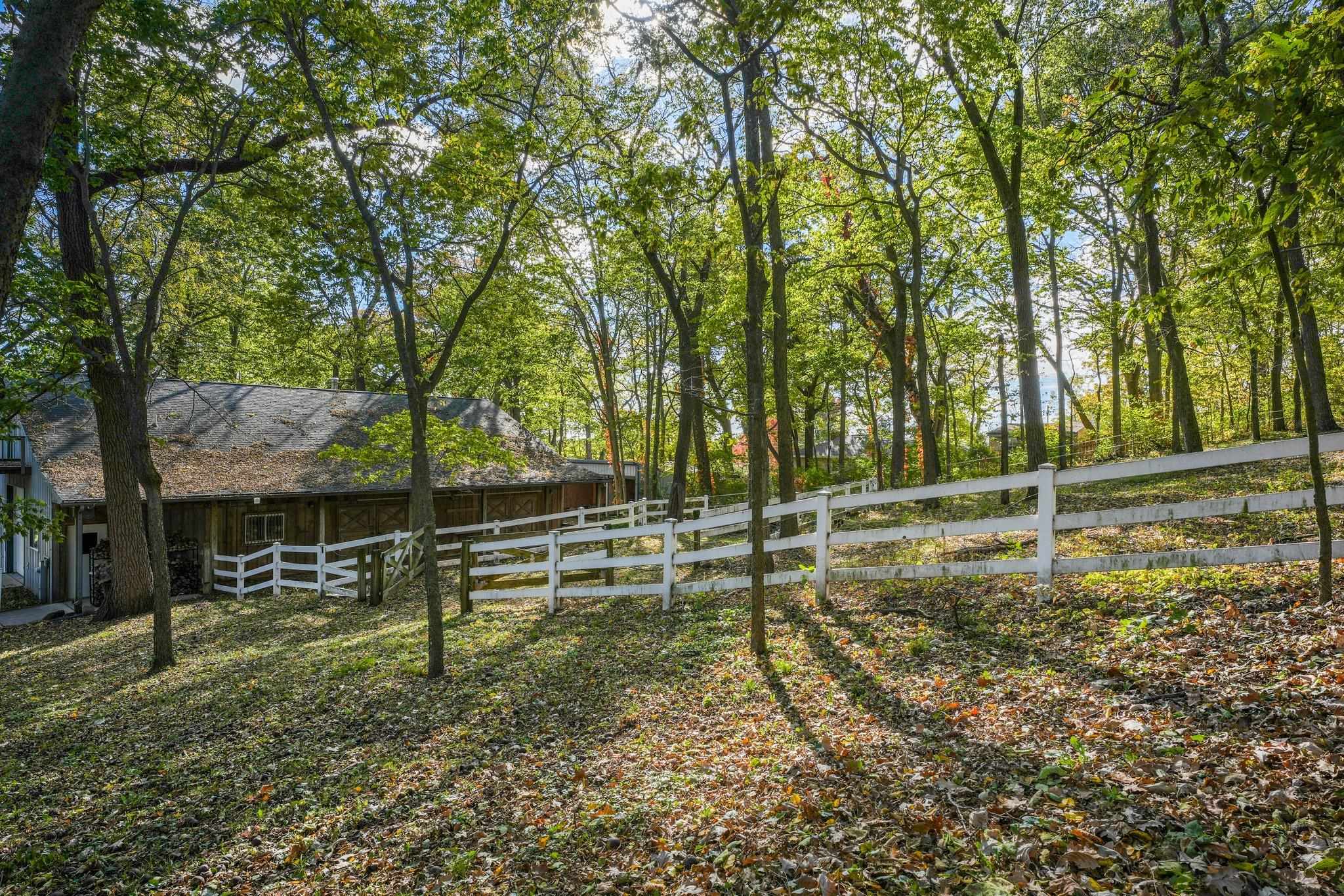 2261 Dyreson Road