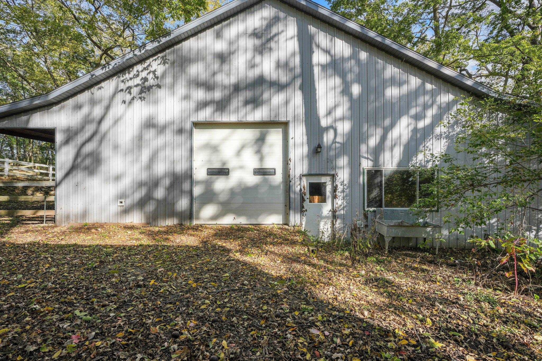 2261 Dyreson Road