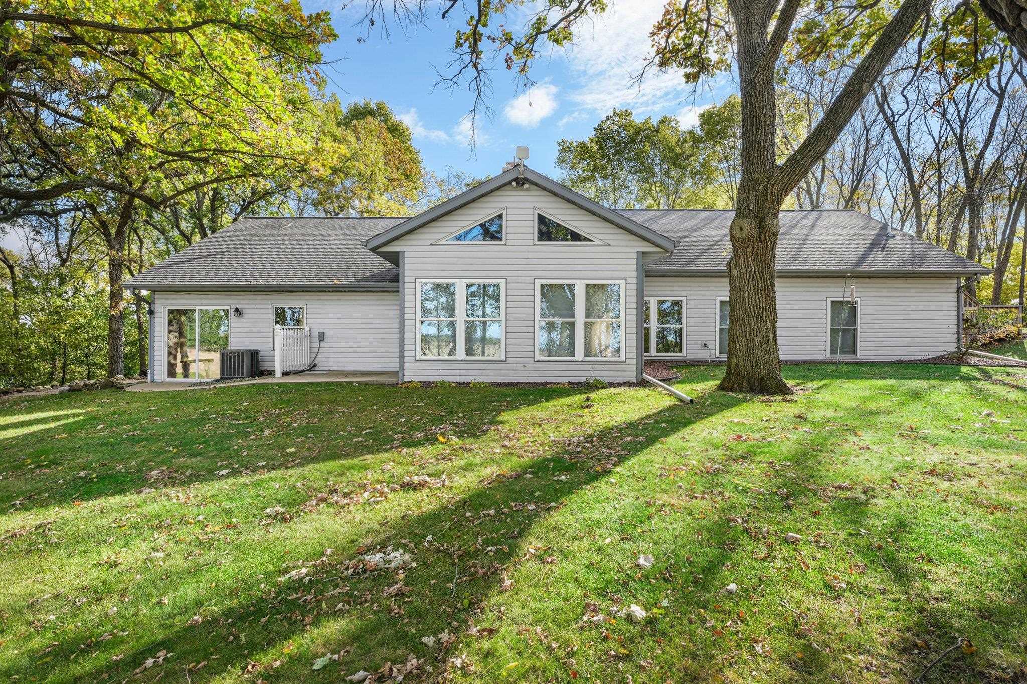 2261 Dyreson Road