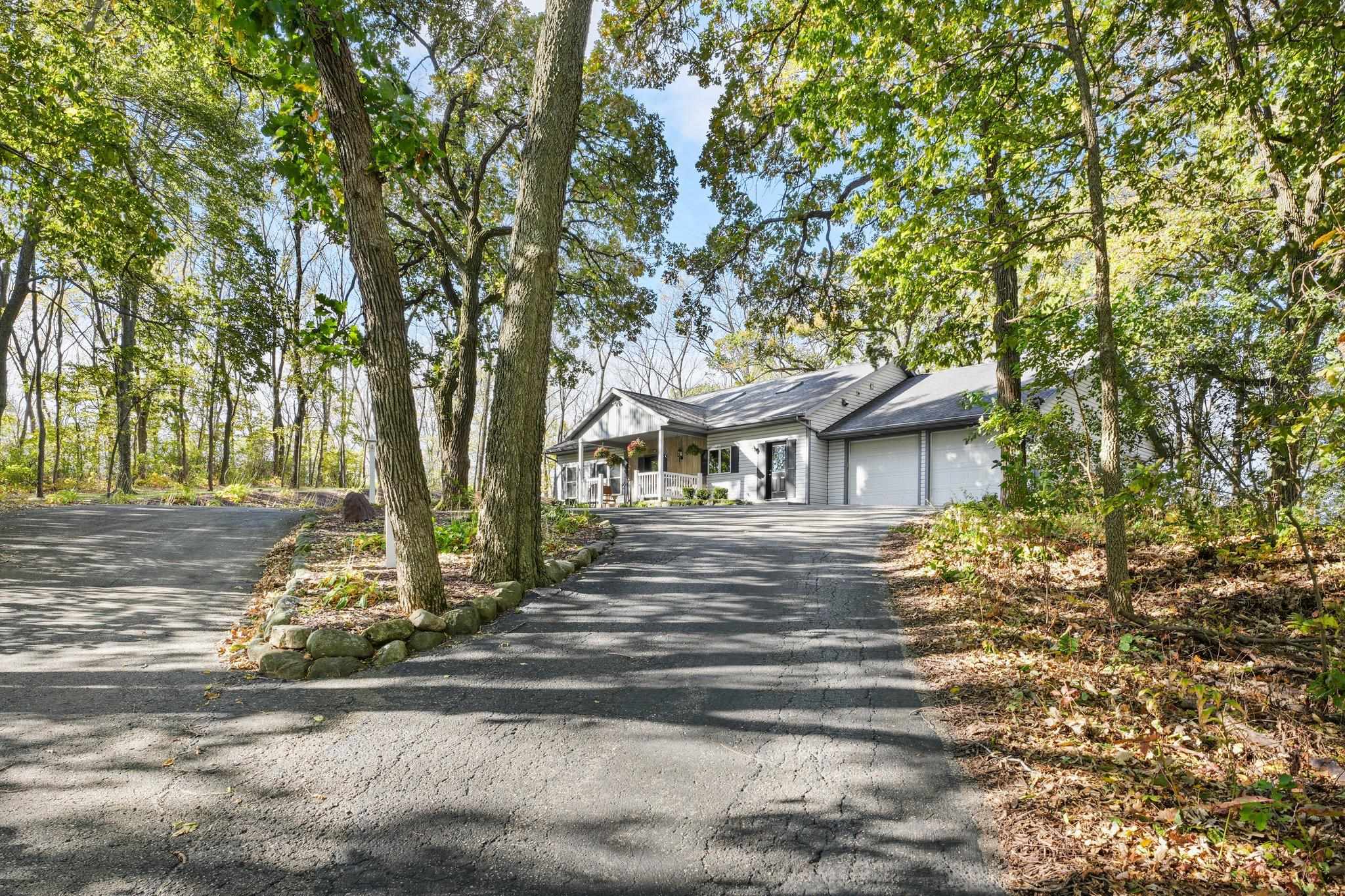 2261 Dyreson Road