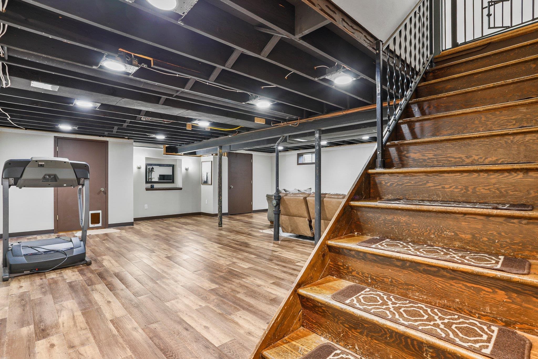 3014 Bond Place