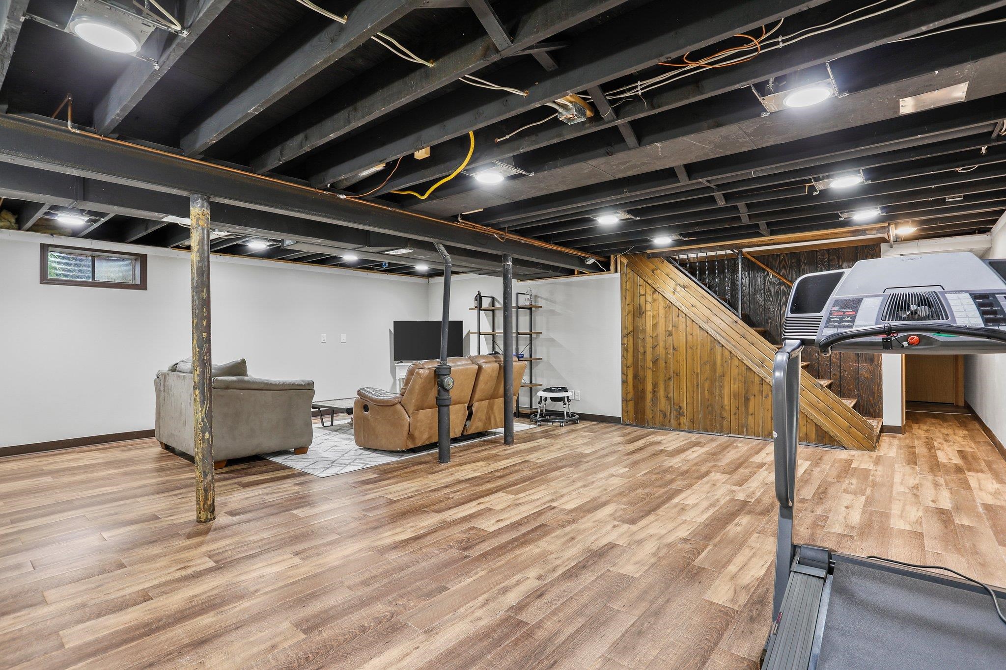3014 Bond Place