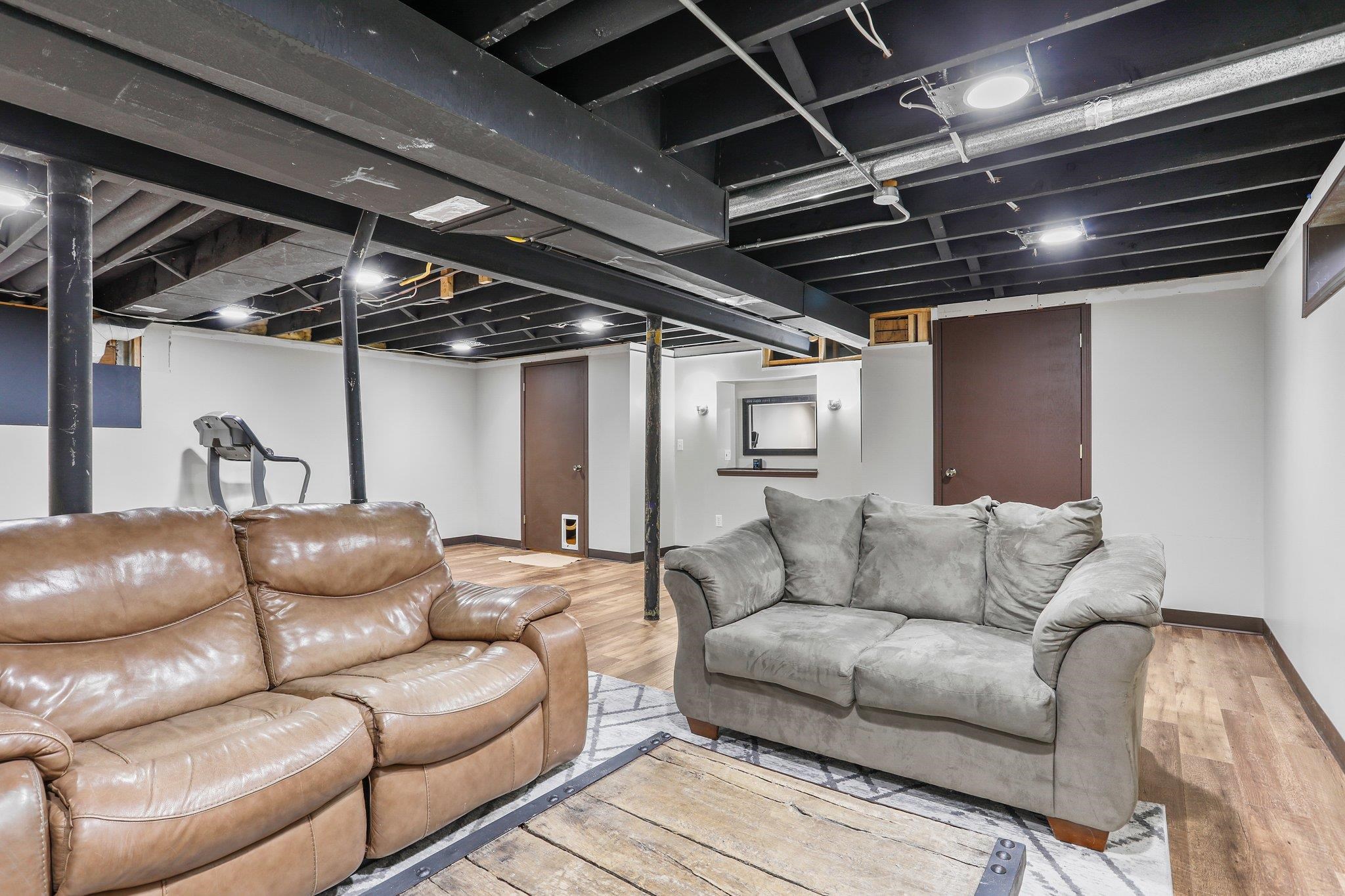 3014 Bond Place