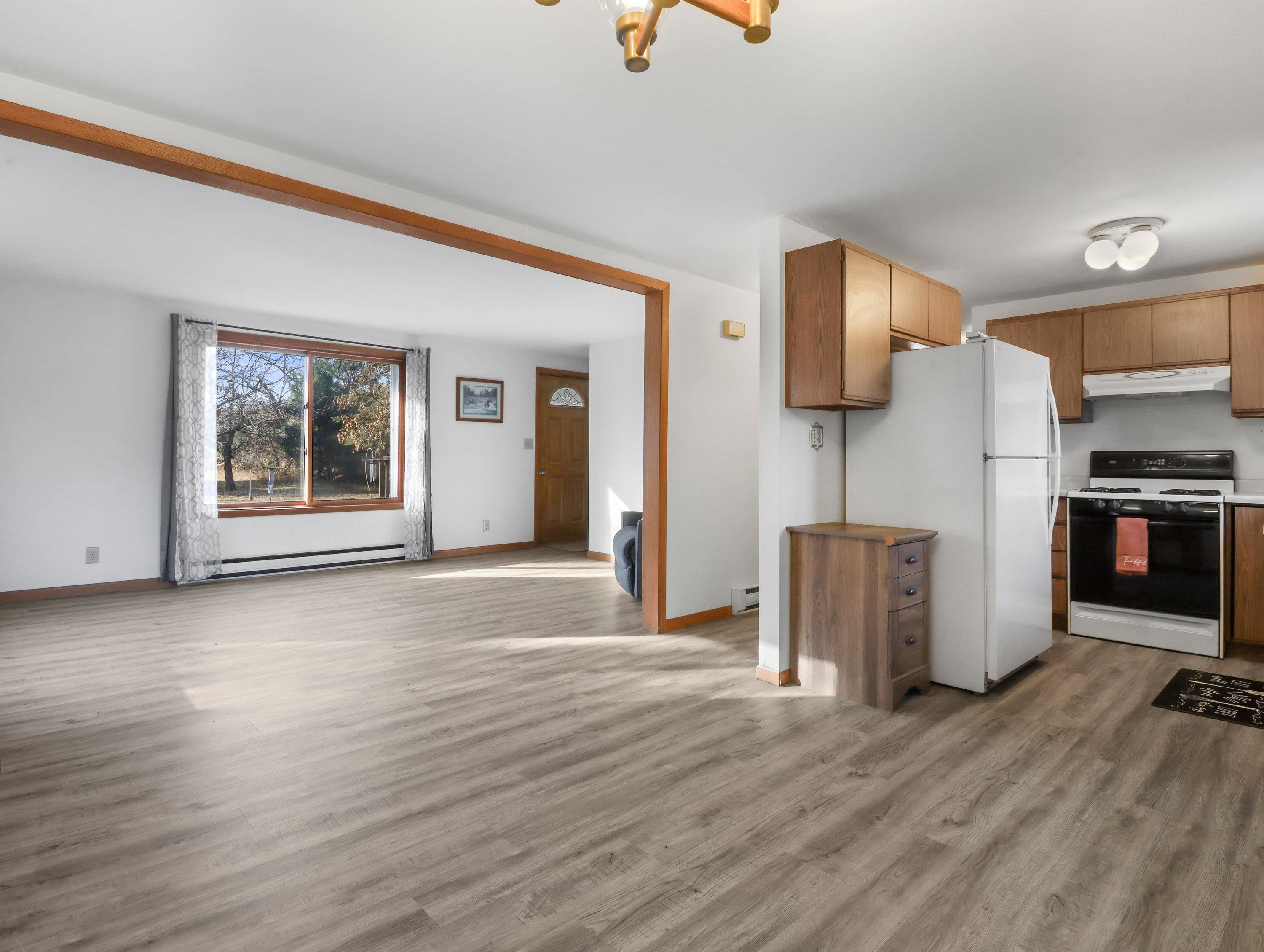 W3195 49th Street