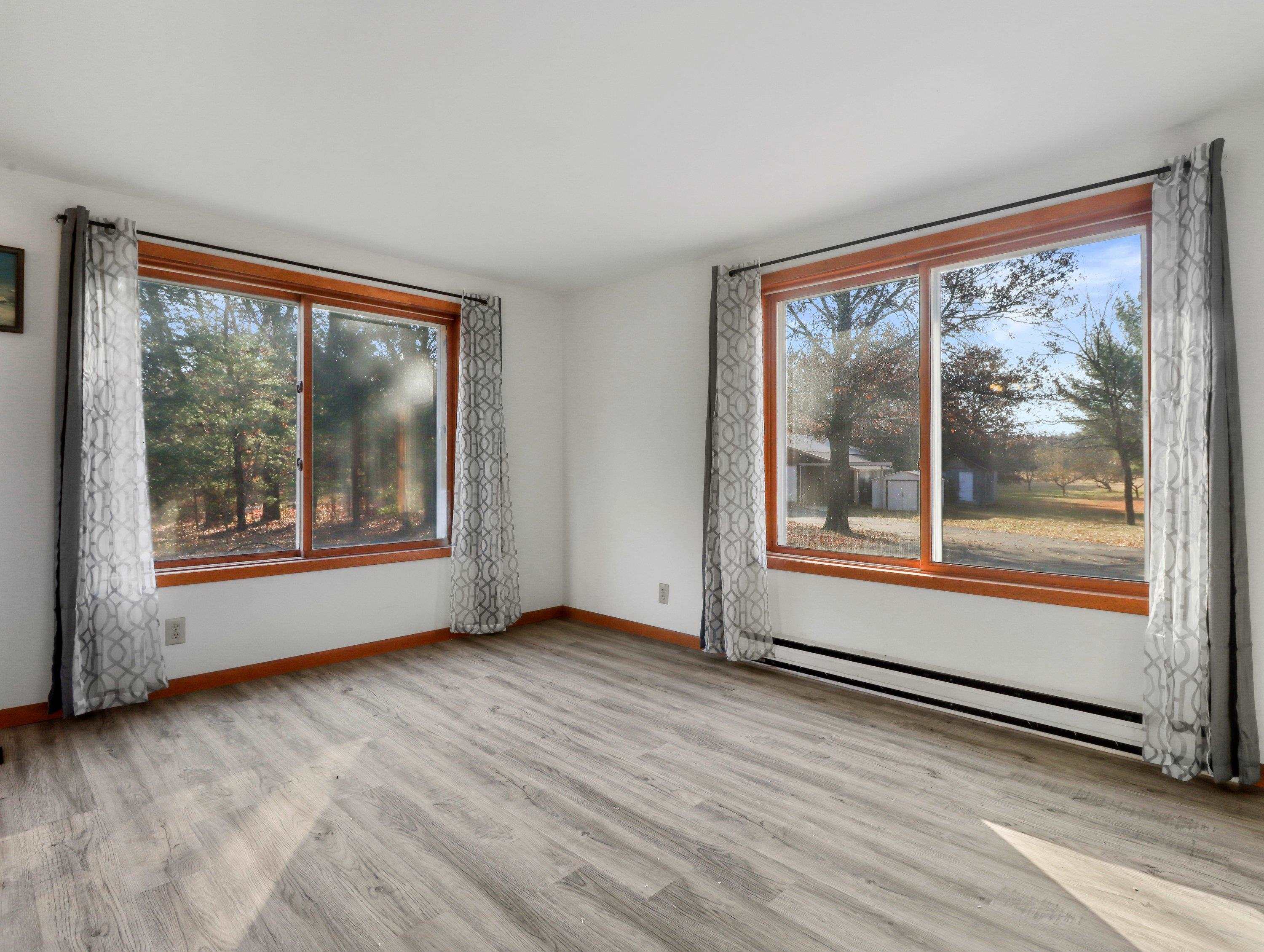 W3195 49th Street