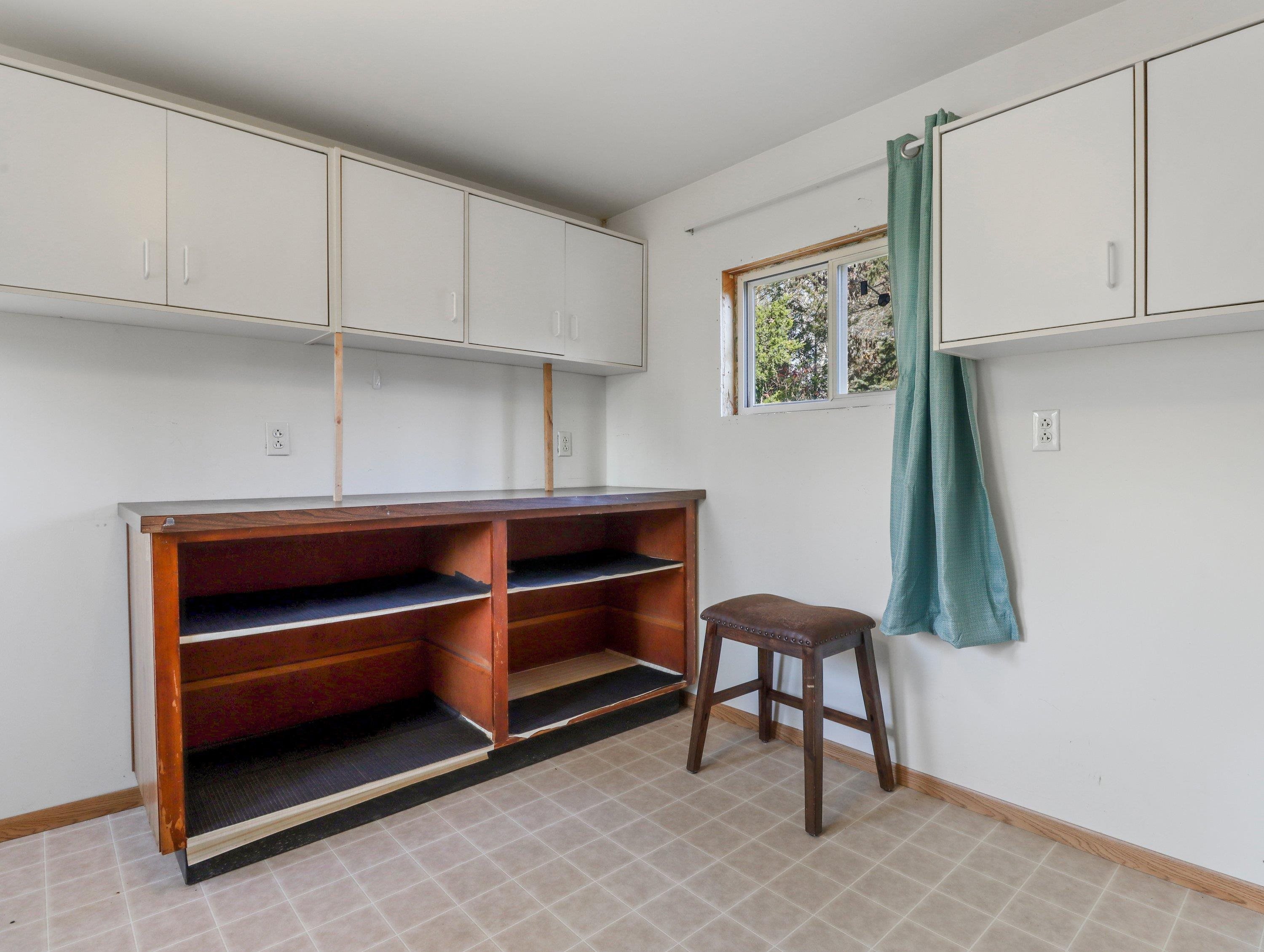 W3195 49th Street