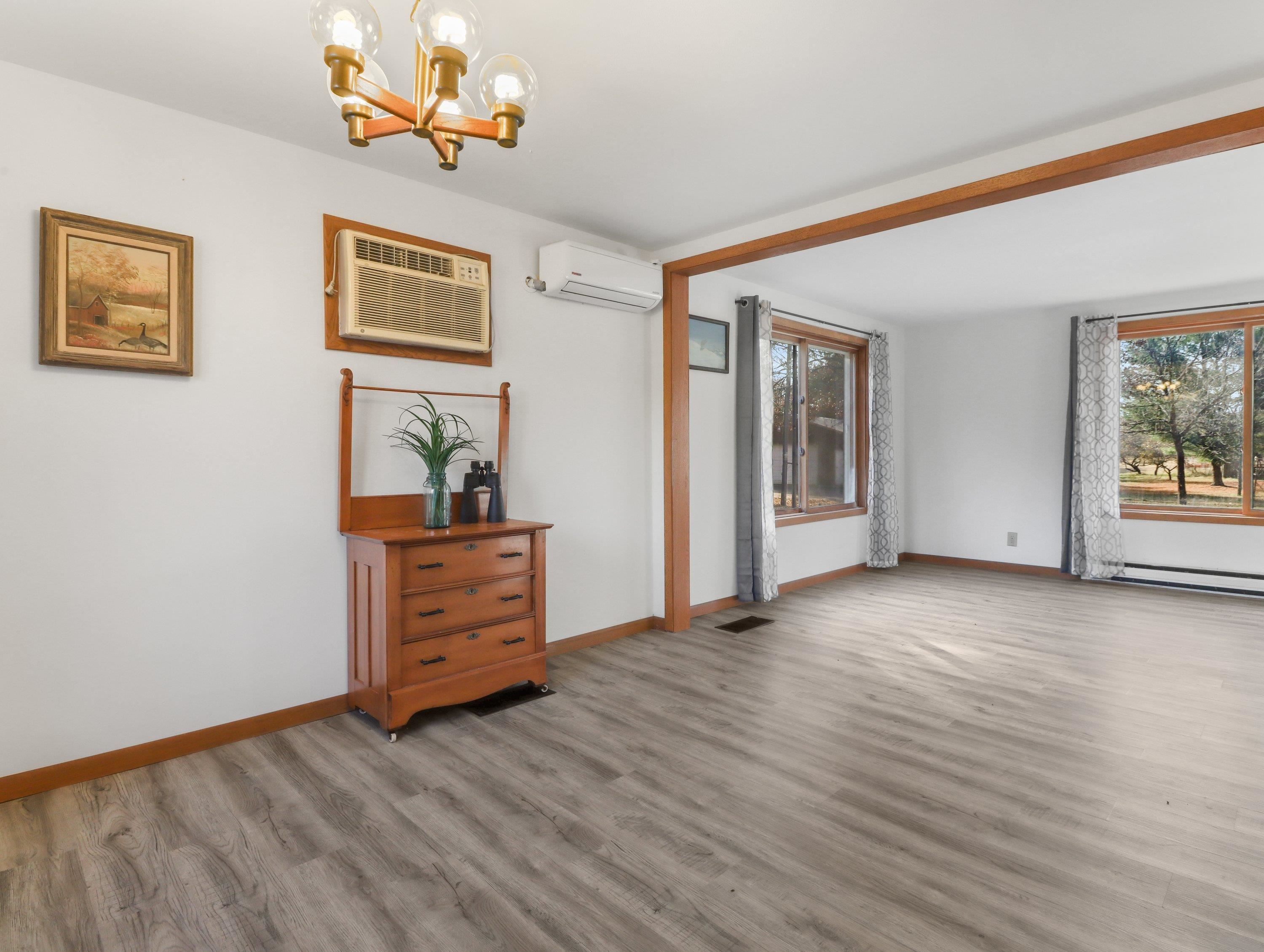 W3195 49th Street