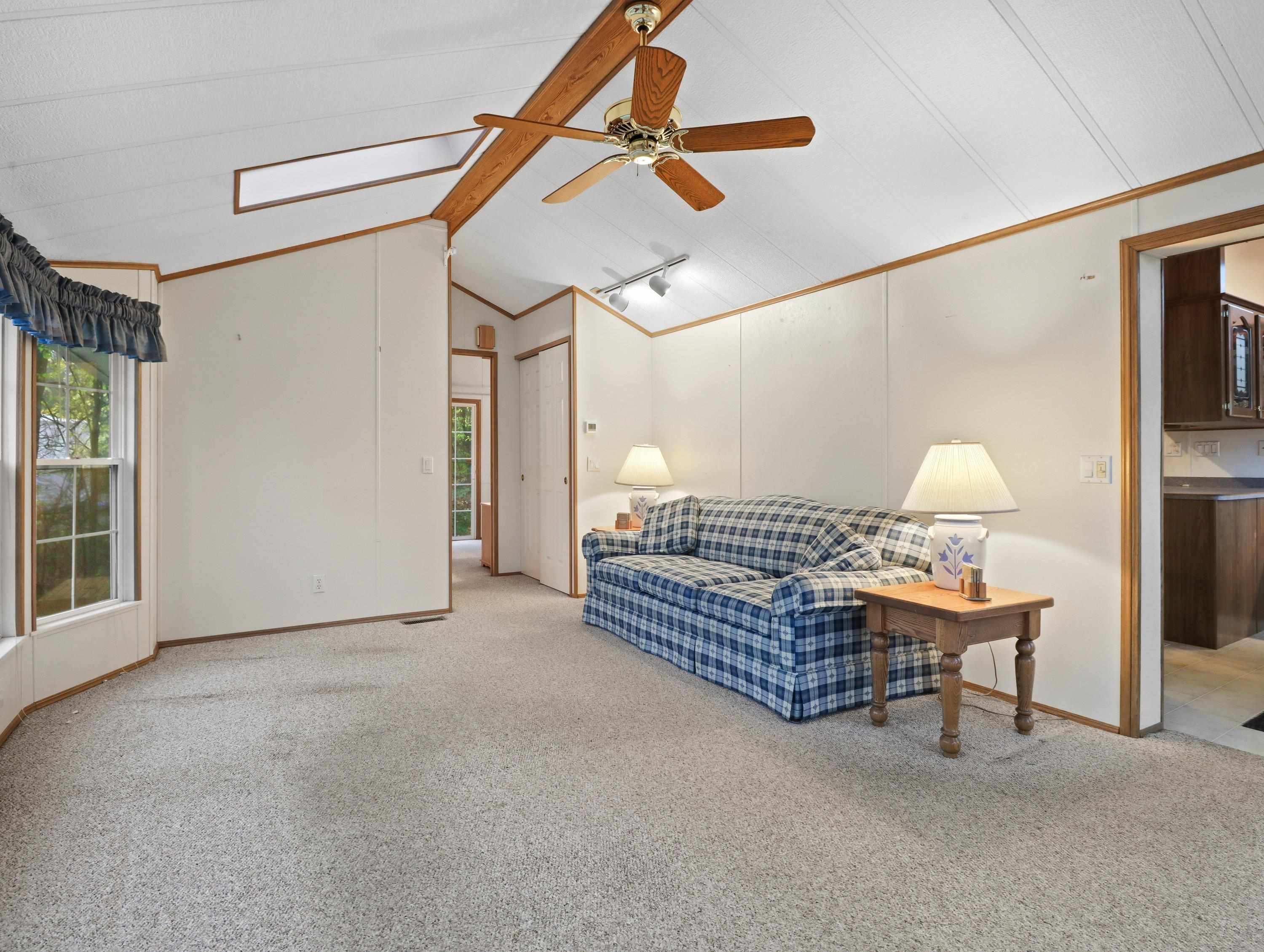 530 E Ellendale Road