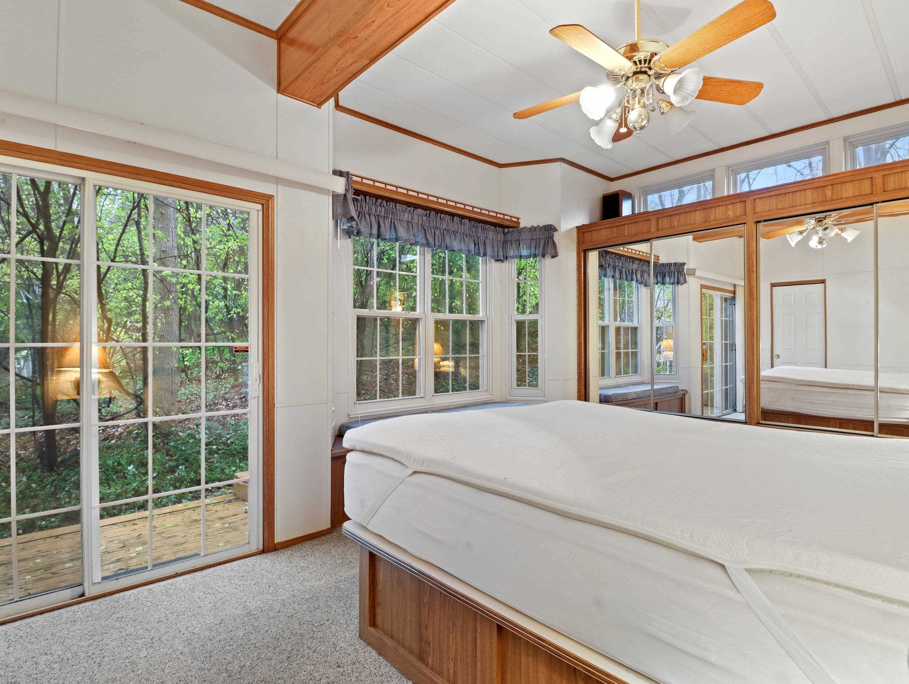 530 E Ellendale Road