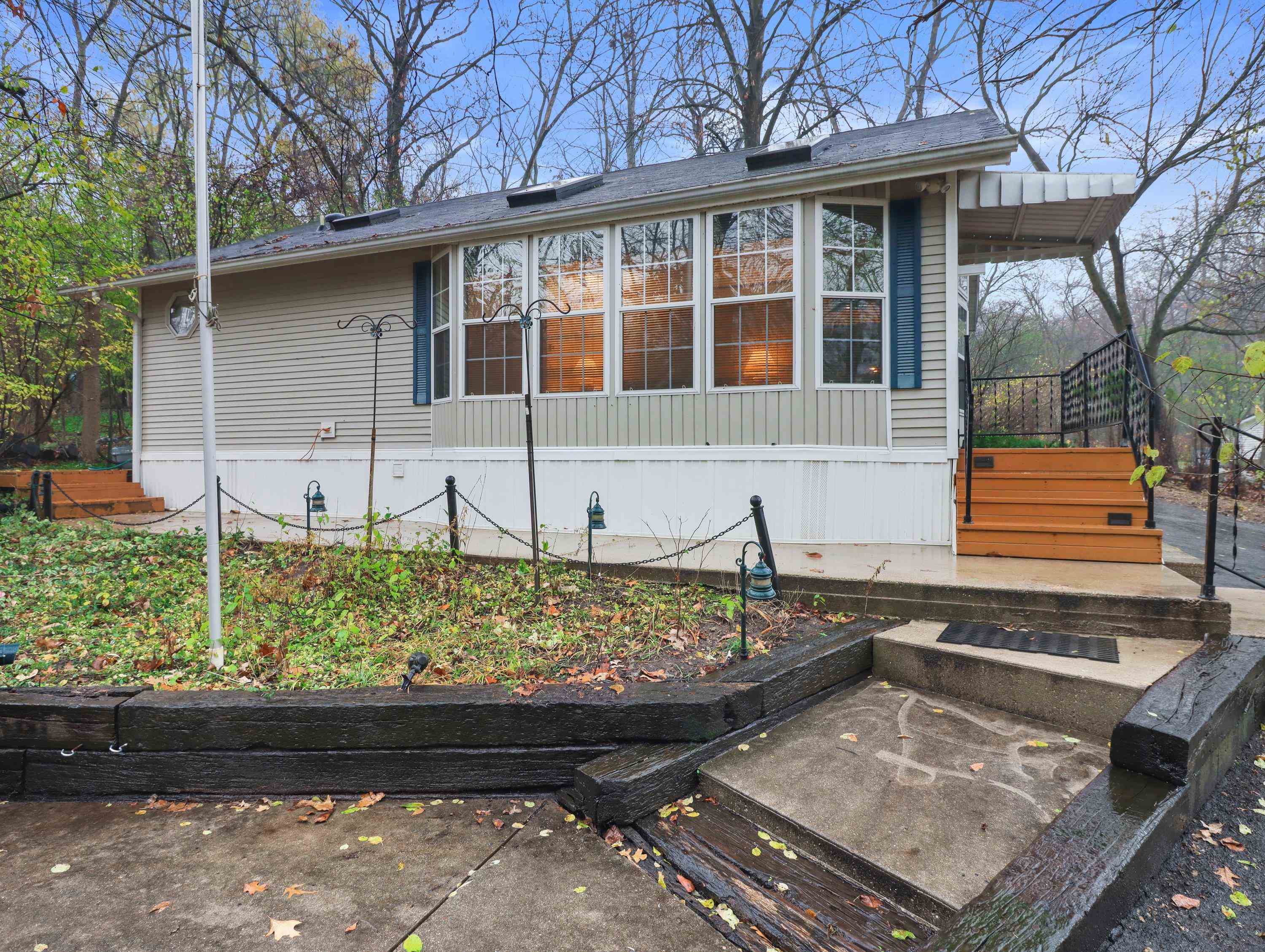 530 E Ellendale Road