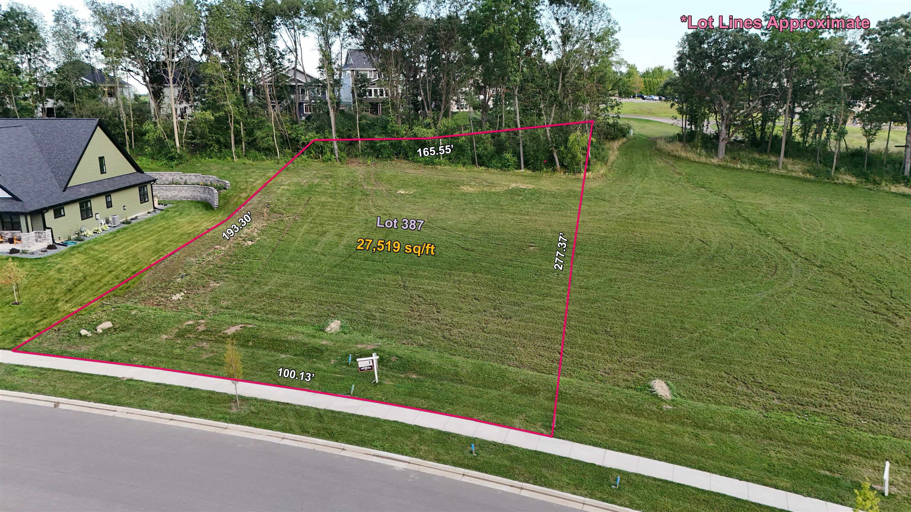 L387 Interlachen Avenue