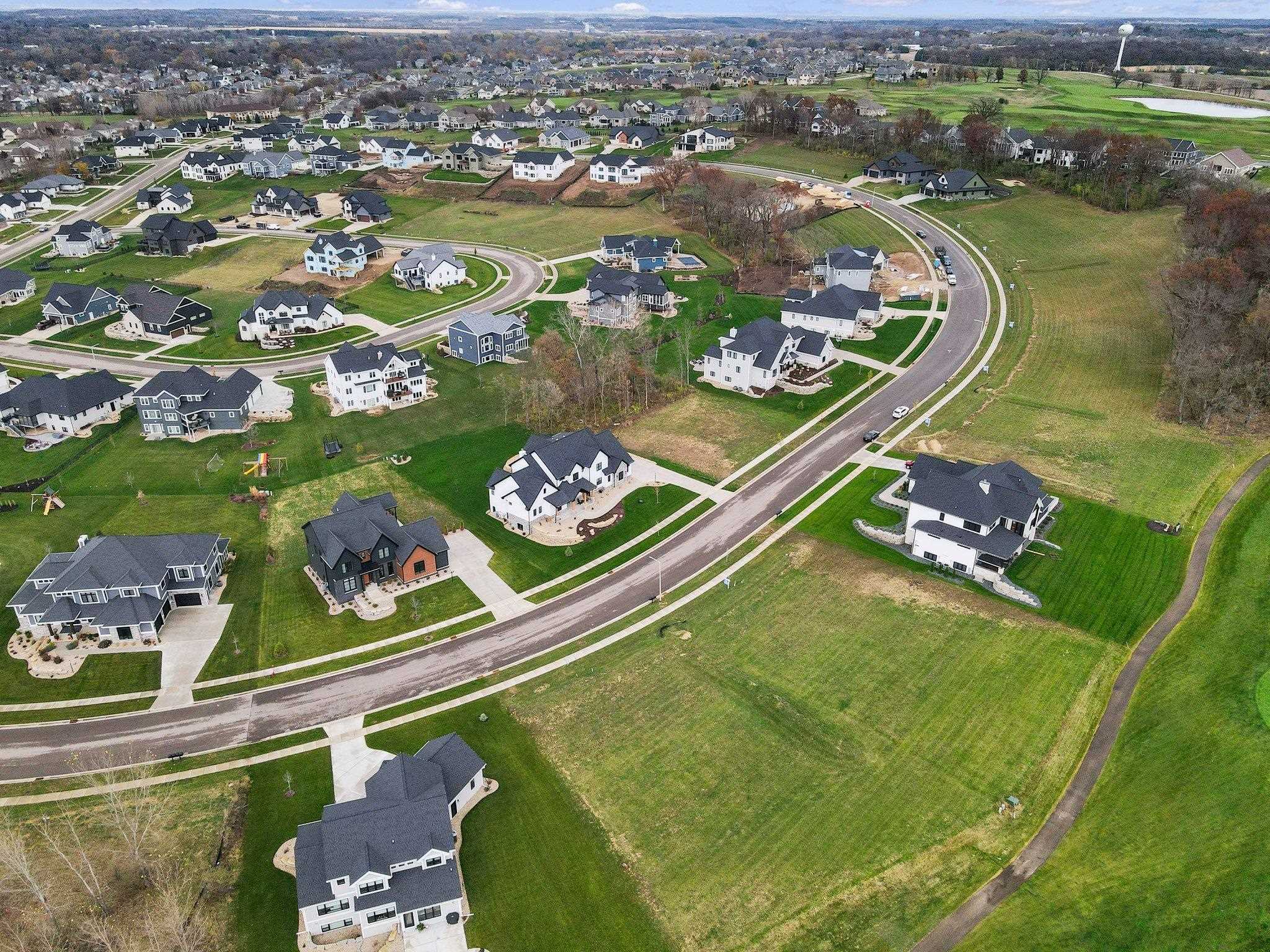 678 Interlachen Avenue