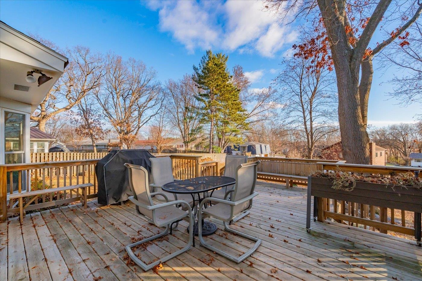 414 Oakridge Drive