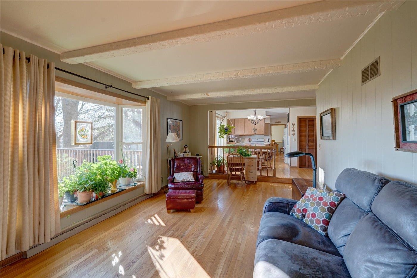 414 Oakridge Drive