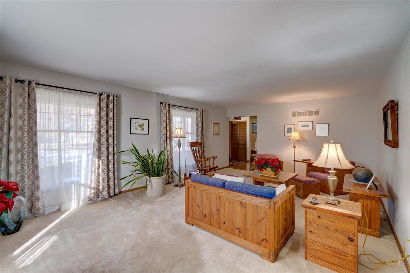 414 Oakridge Drive
