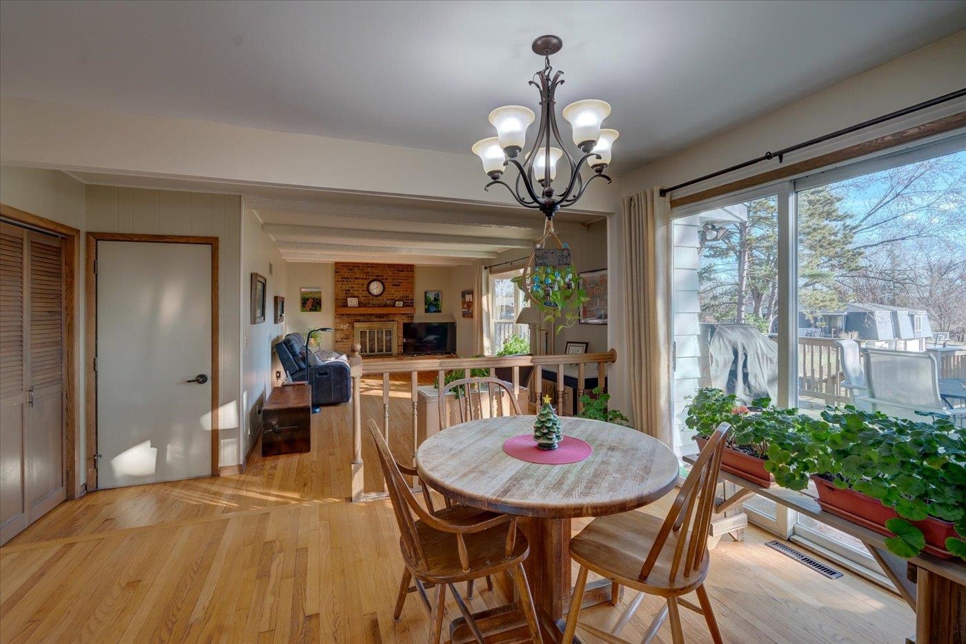 414 Oakridge Drive