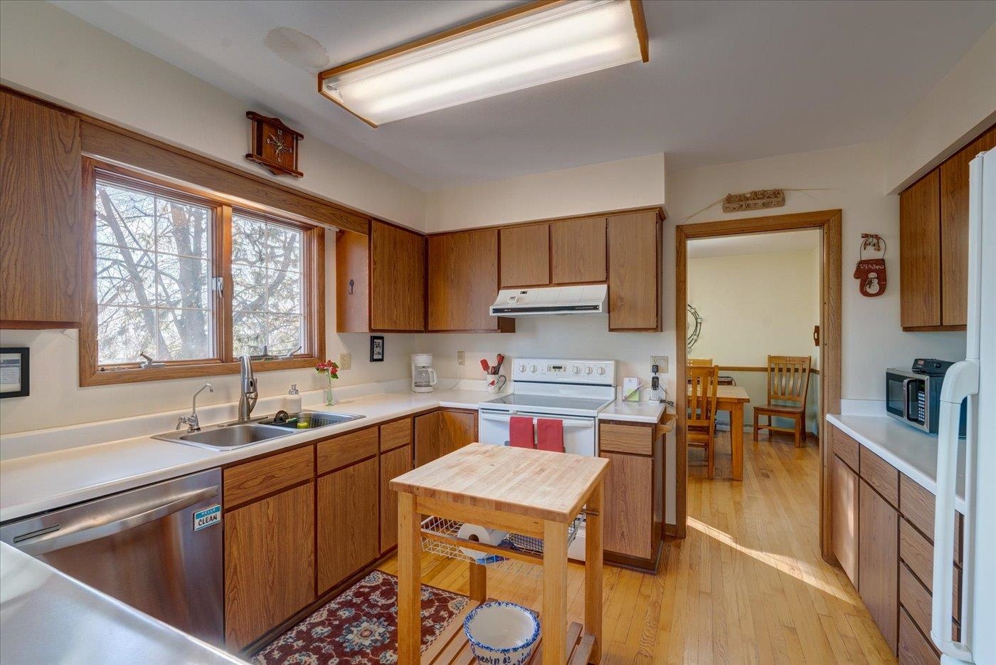 414 Oakridge Drive