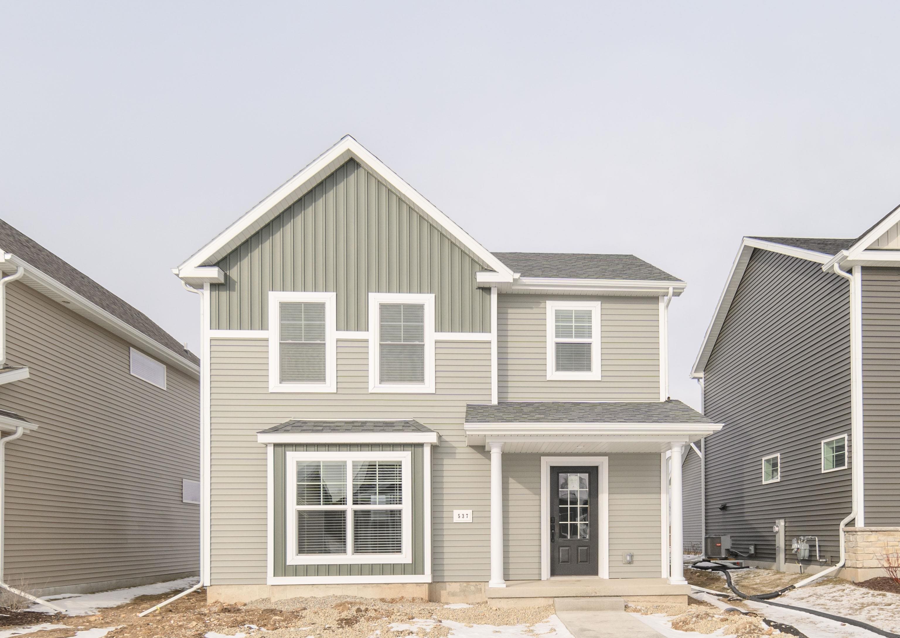 537 Campo Lane