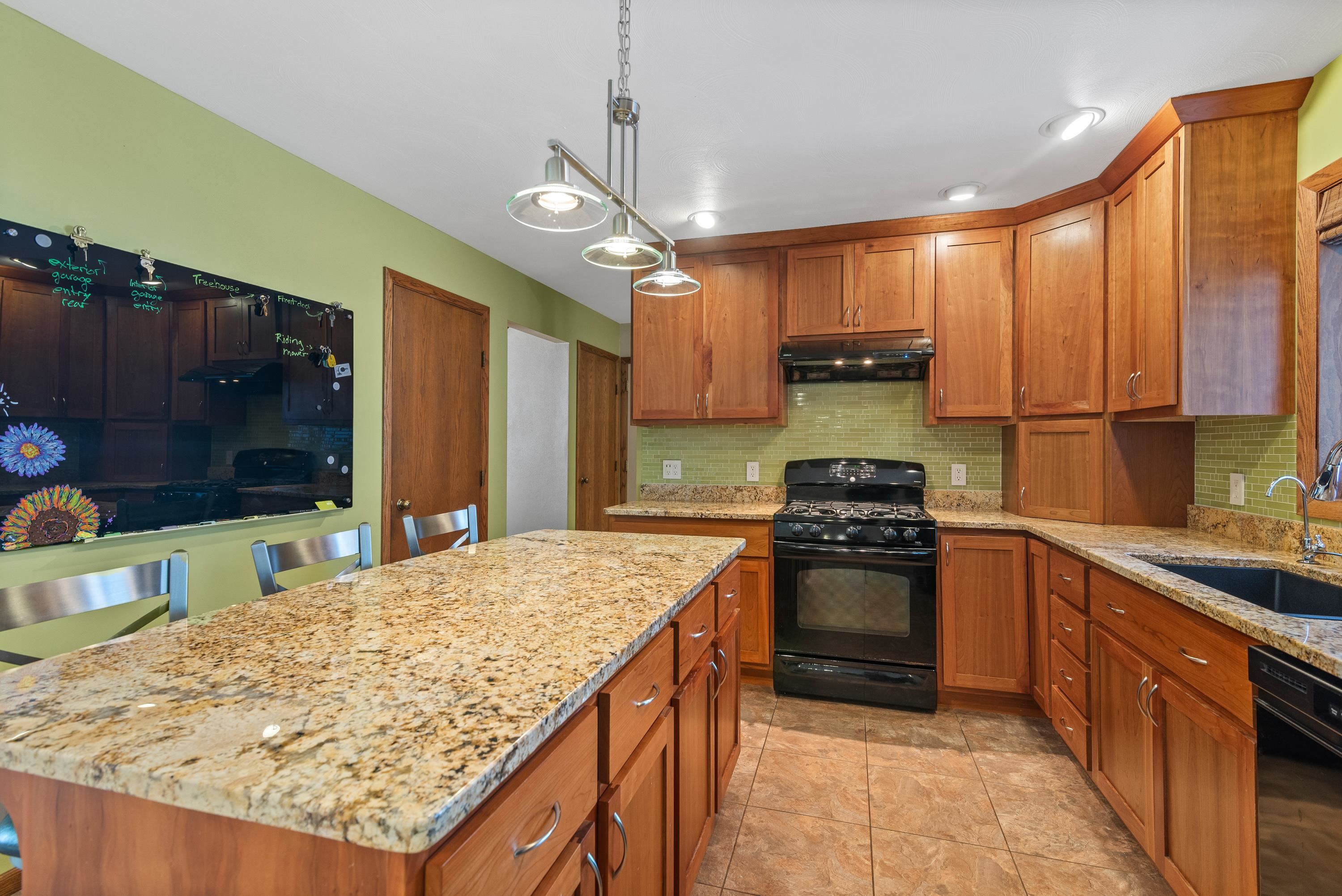 206 Beth Circle