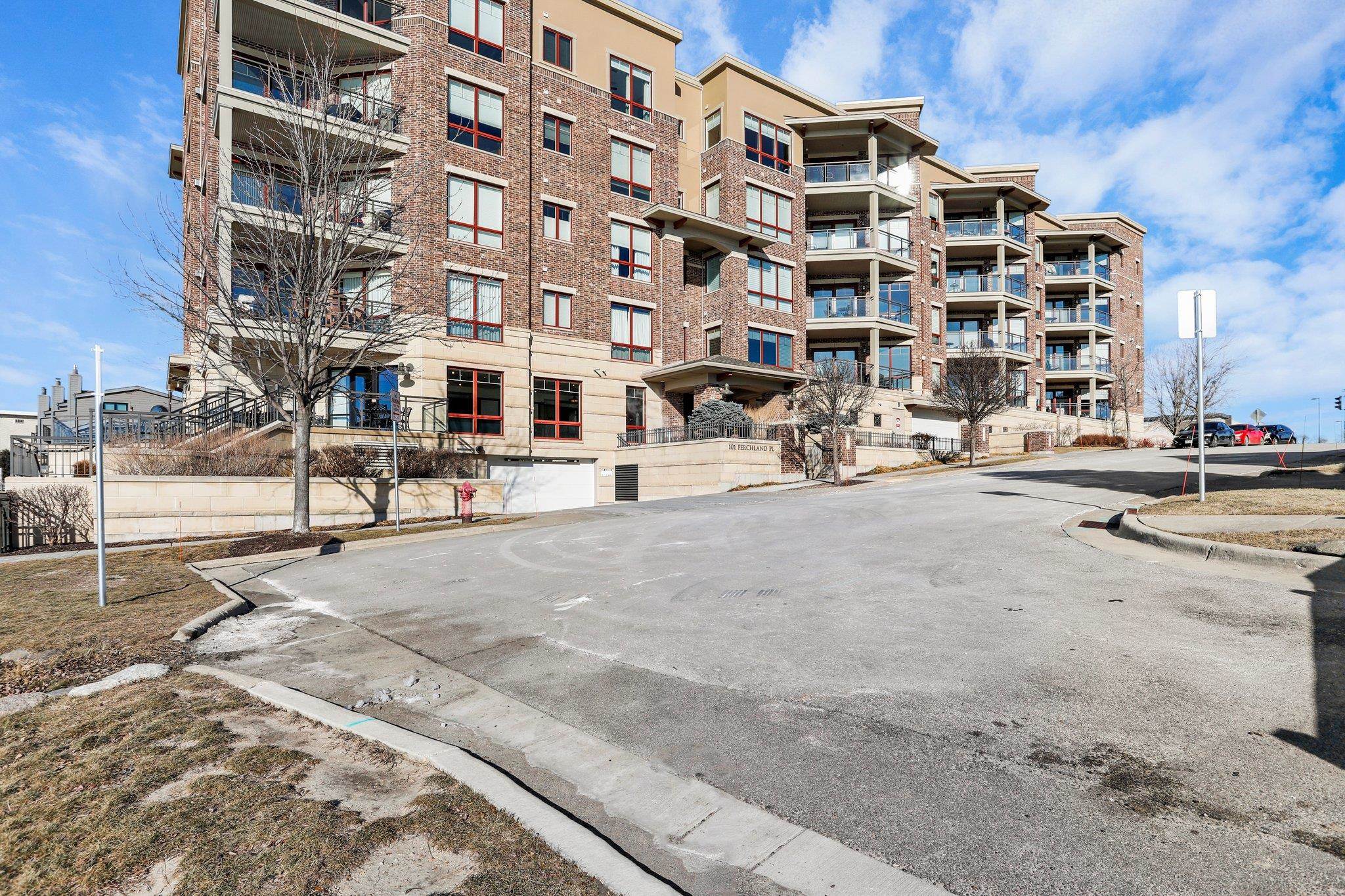 101 Ferchland Place 207