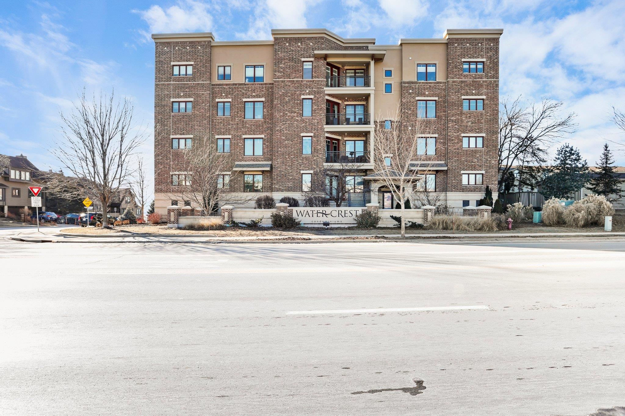 101 Ferchland Place 207