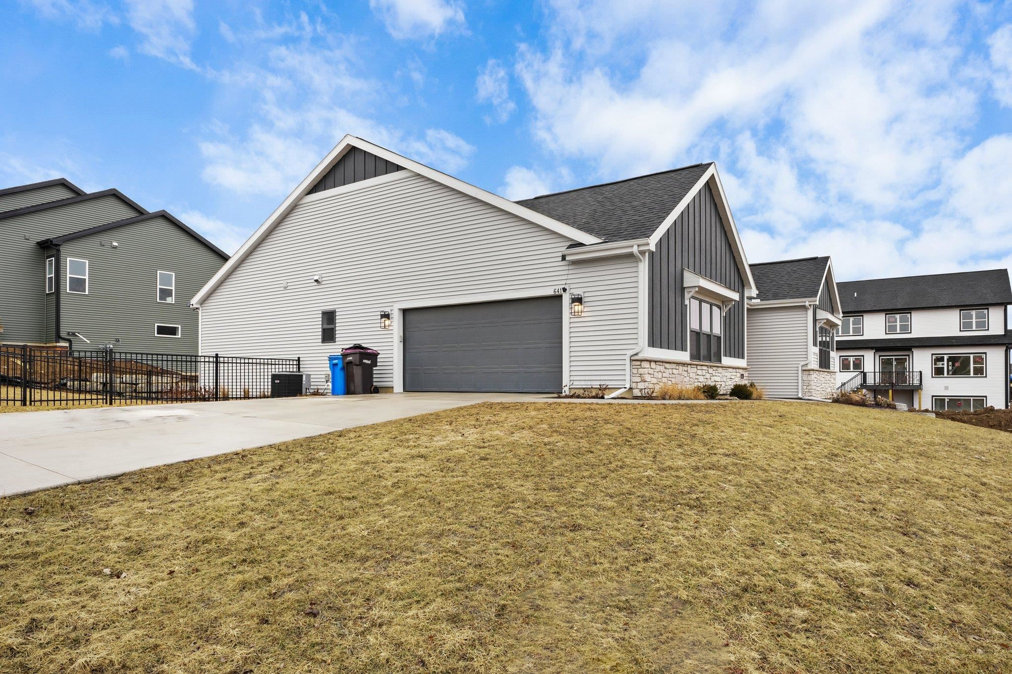 641 Ridge View Lane