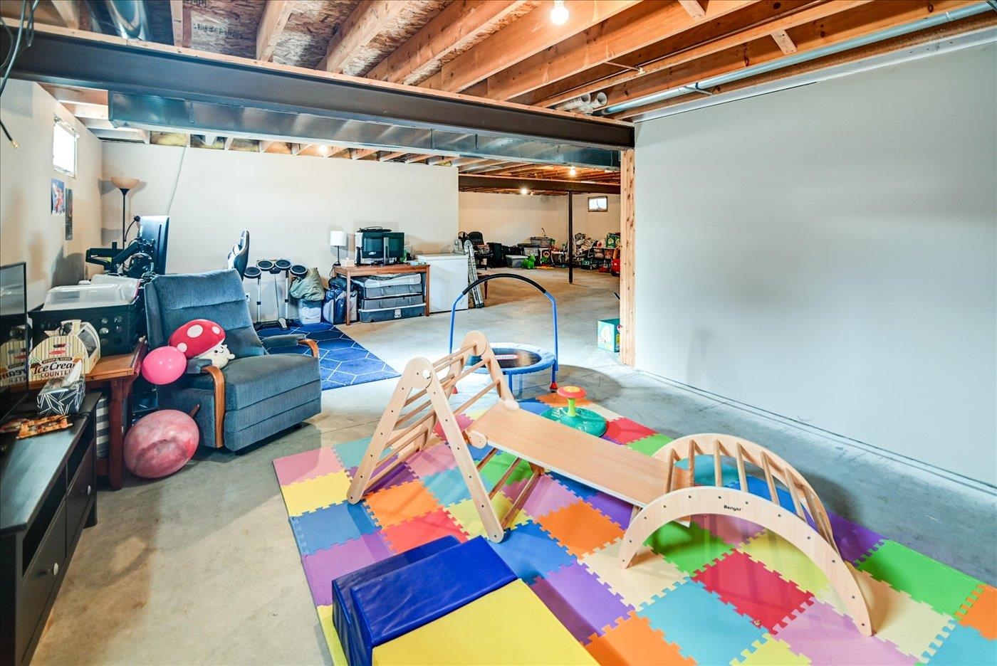 5116 Linden Parkway