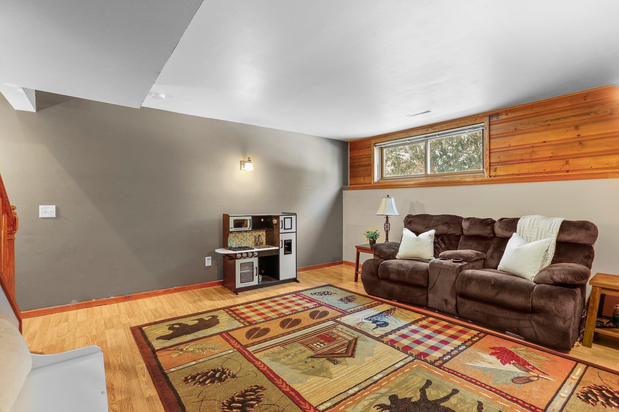 924 Acker Parkway
