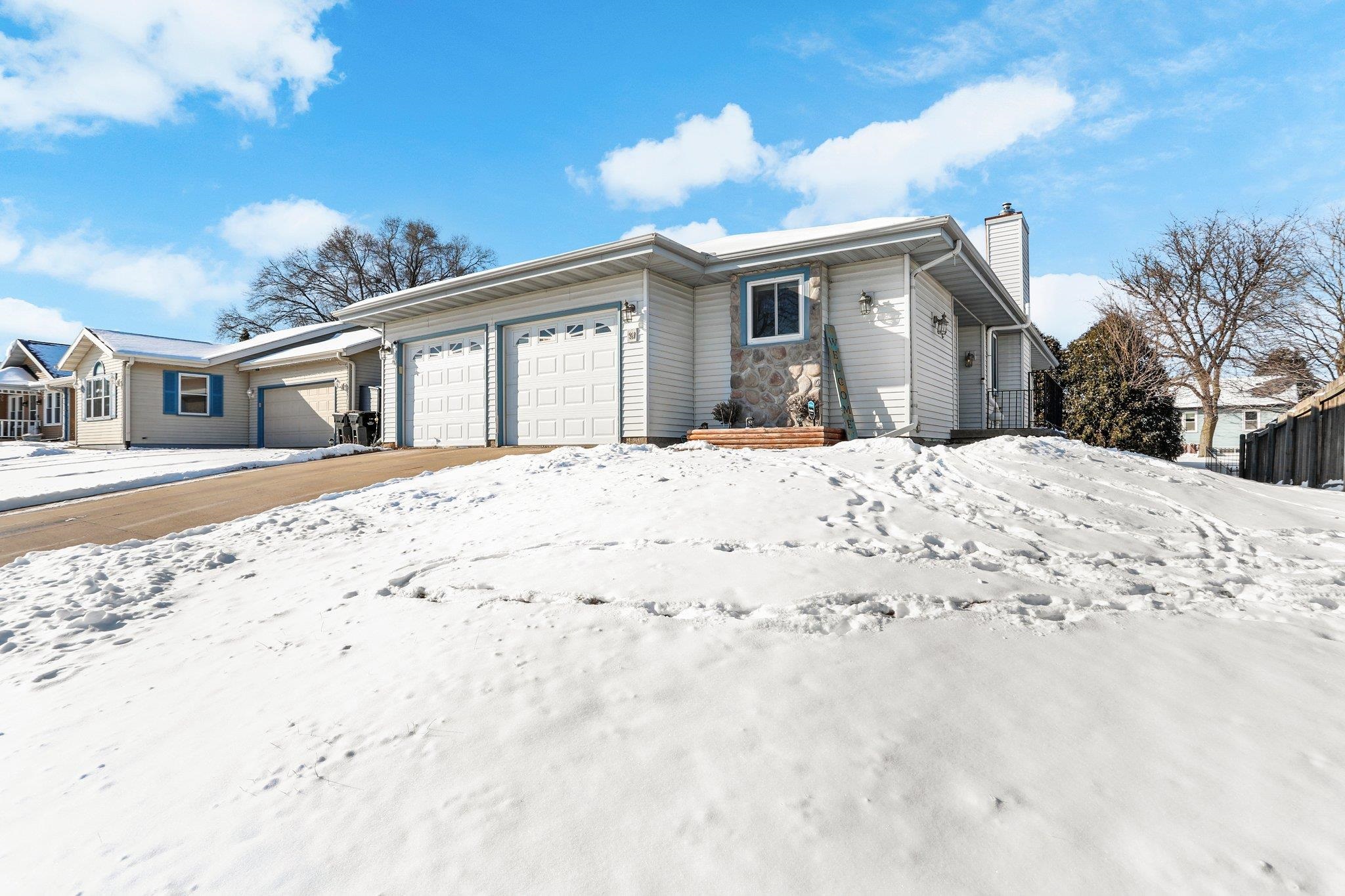 924 Acker Parkway