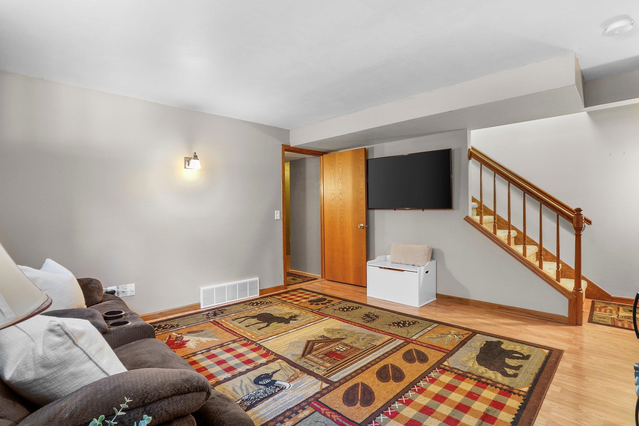 924 Acker Parkway