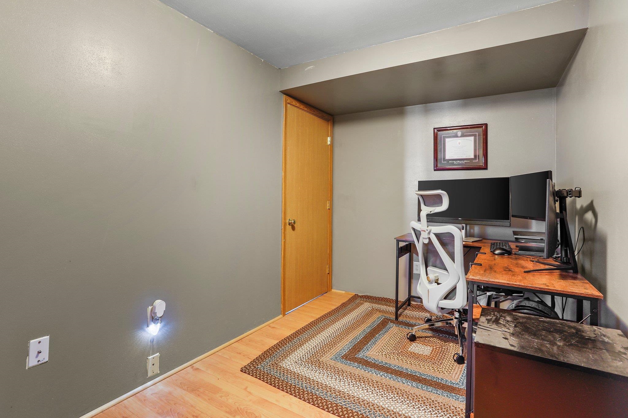 924 Acker Parkway