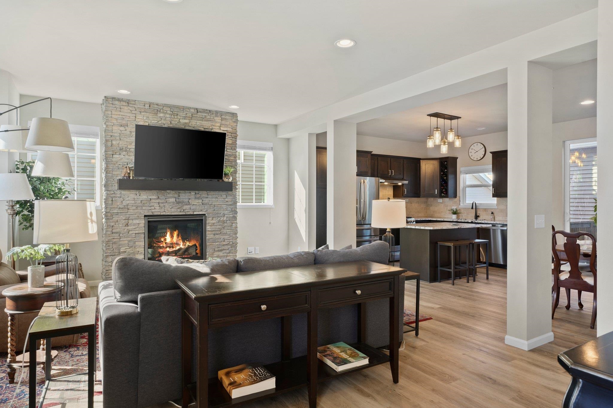 9330 Highland Gate Way