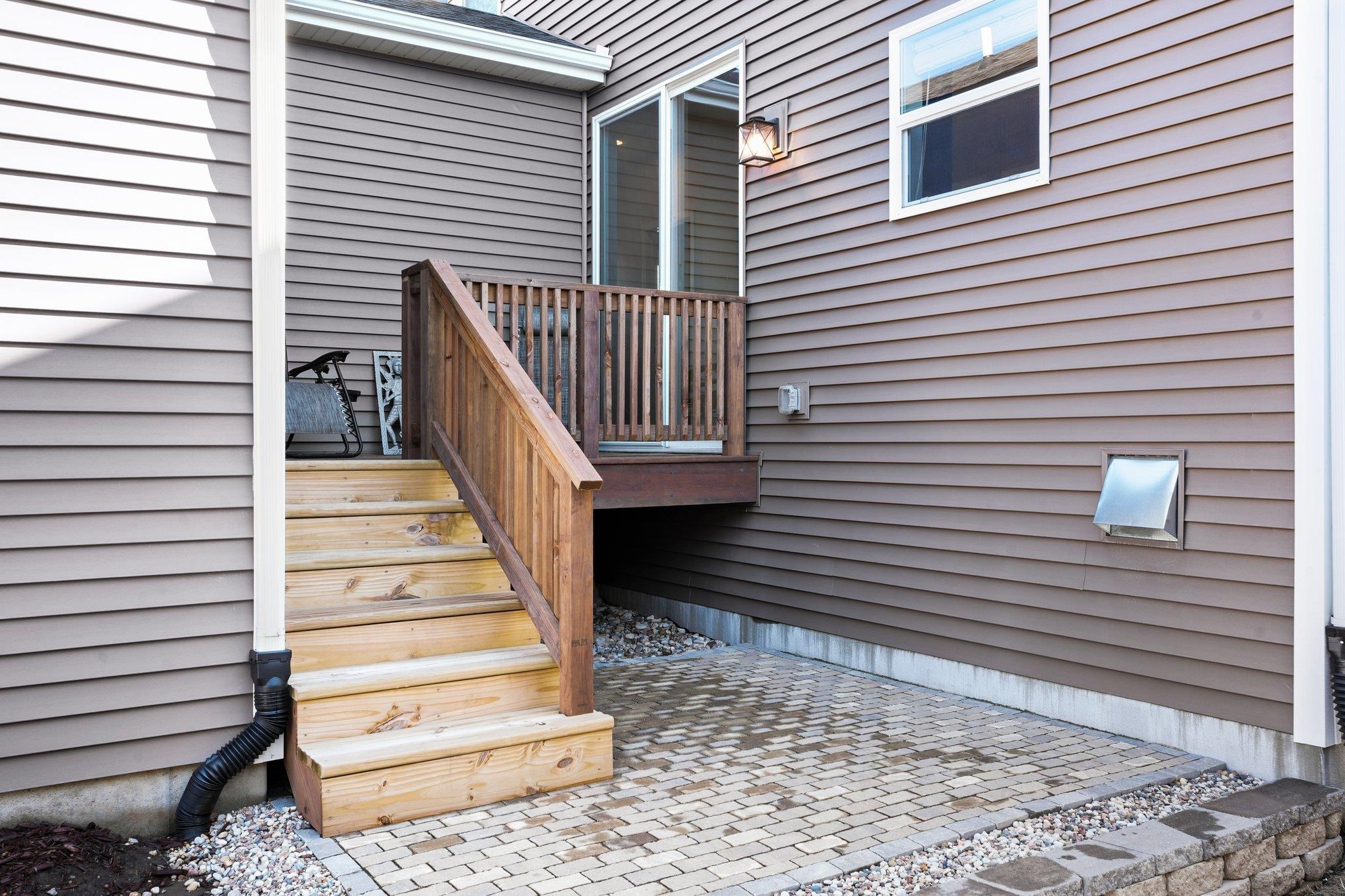 9330 Highland Gate Way