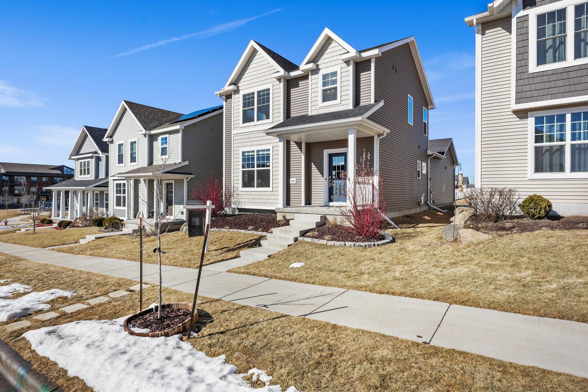 9330 Highland Gate Way