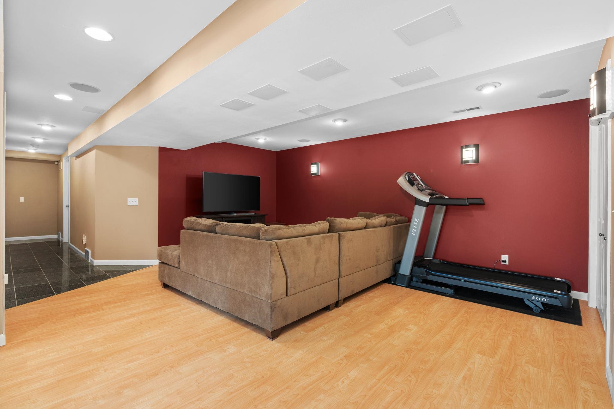 1238 Southridge Drive