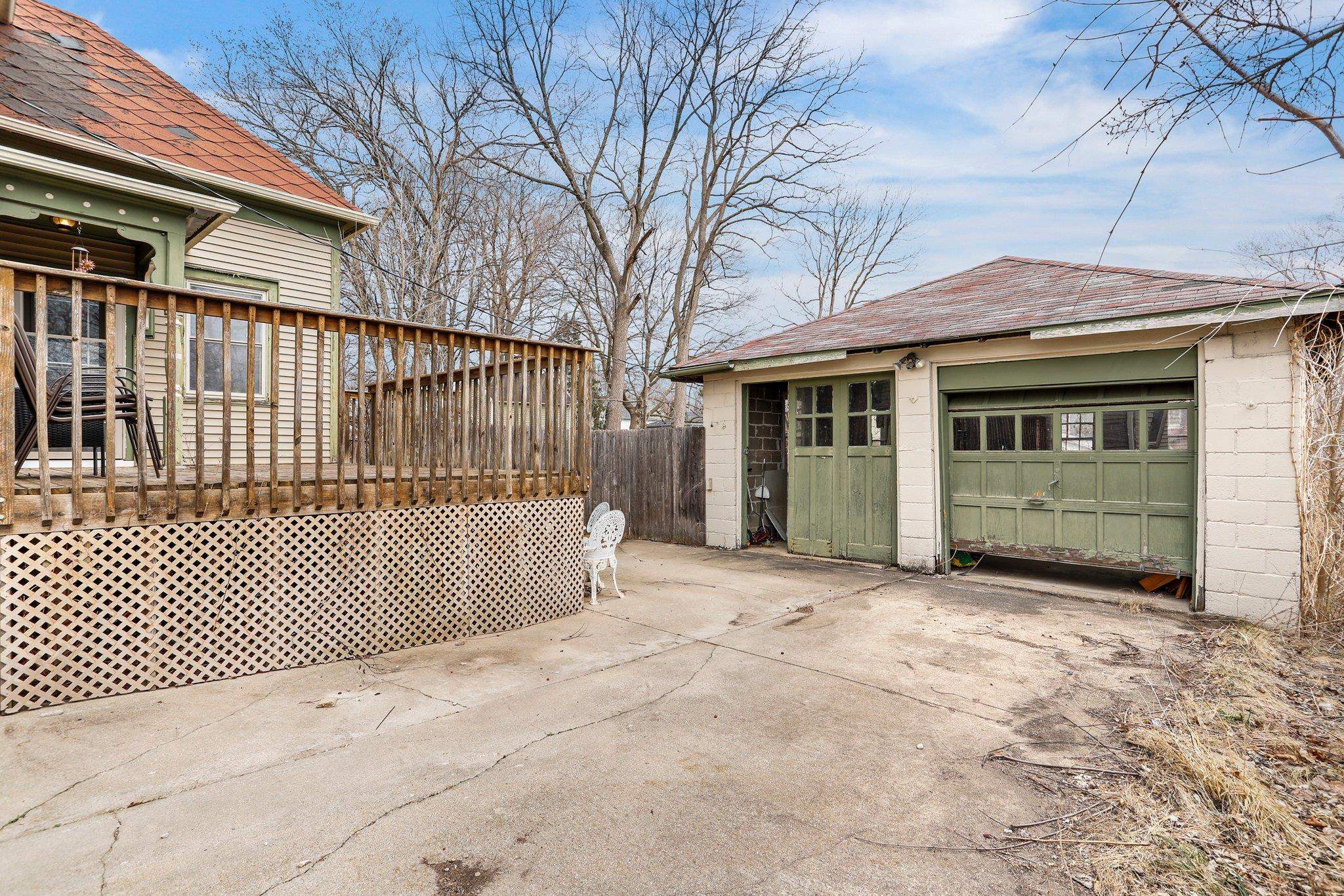 419 Linn Street