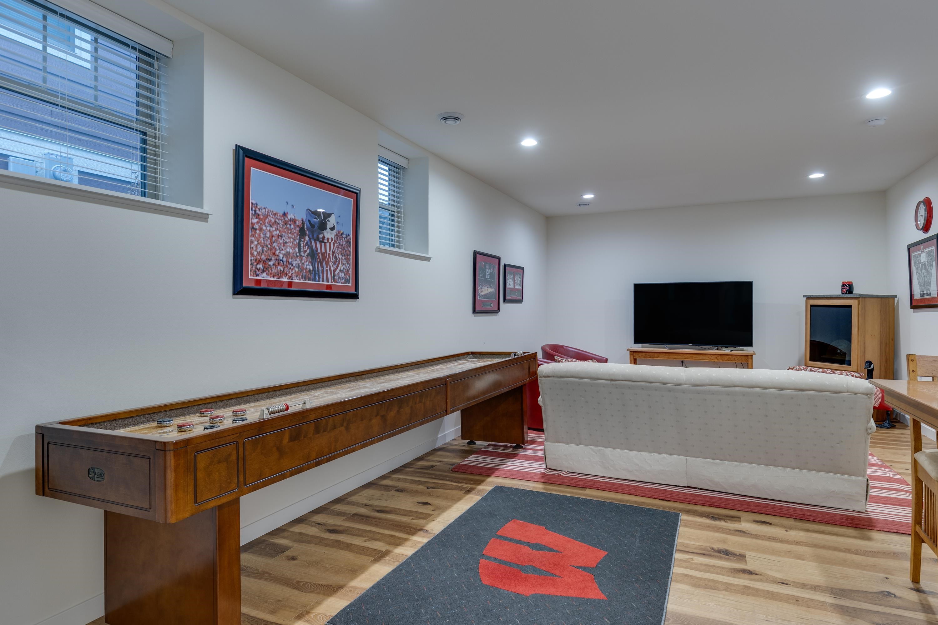 4653 Whitebud Terrace