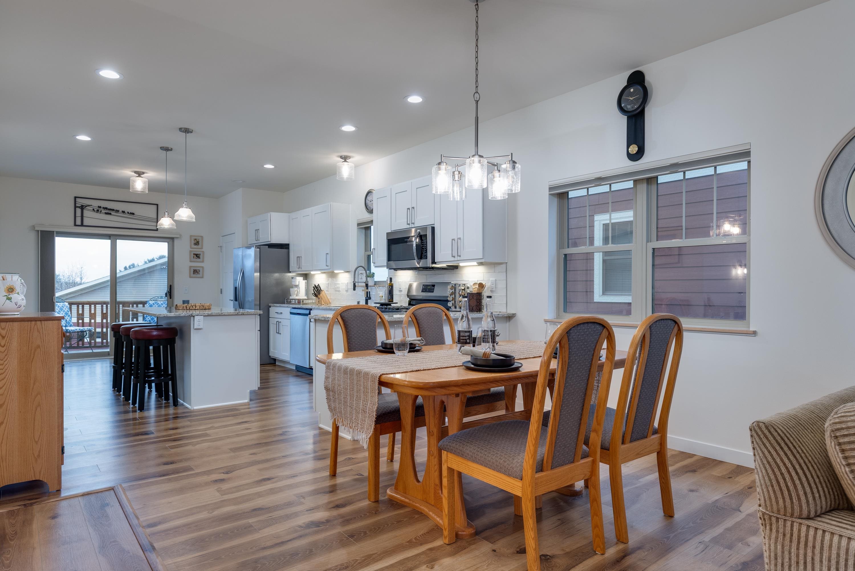 4653 Whitebud Terrace