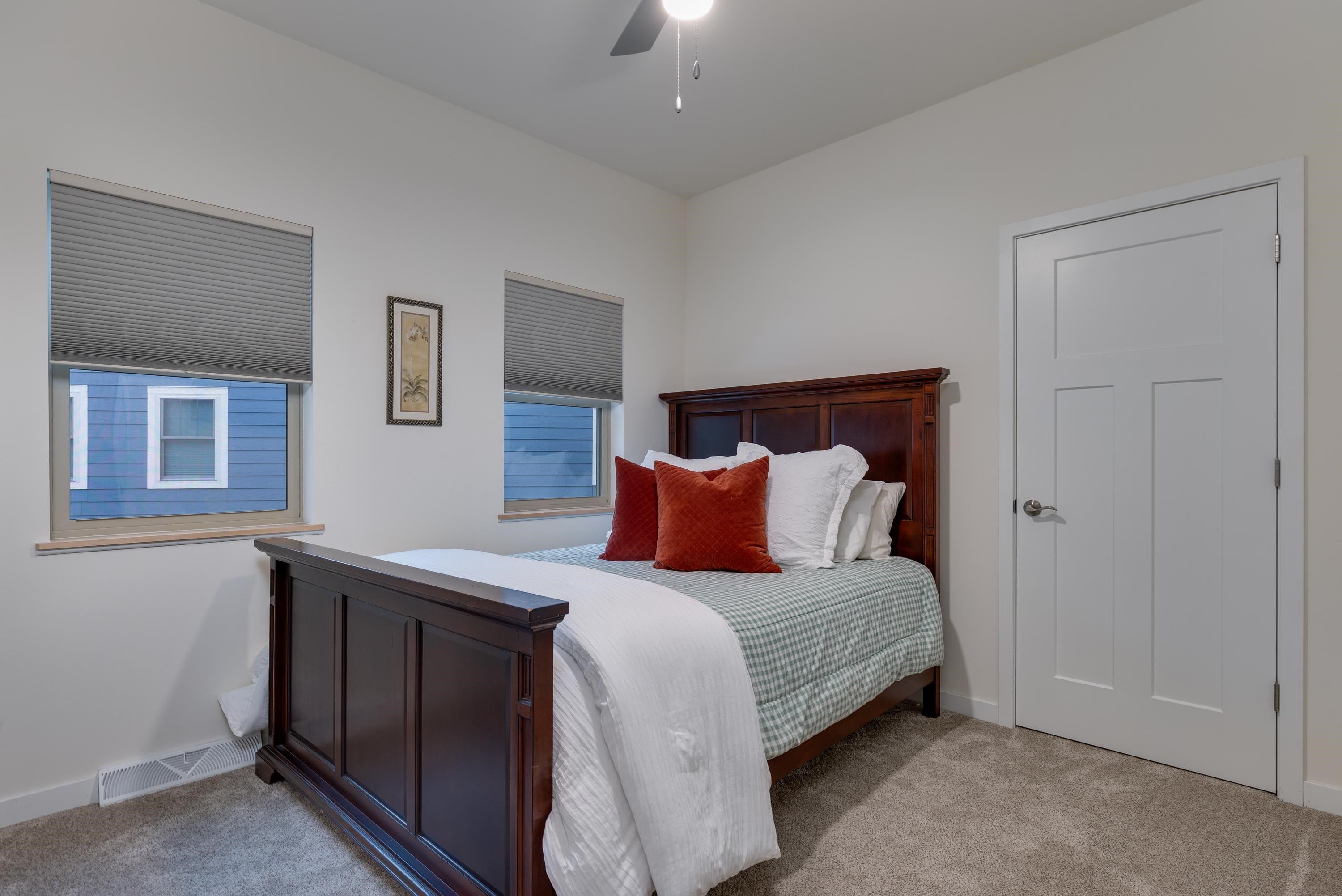 4653 Whitebud Terrace