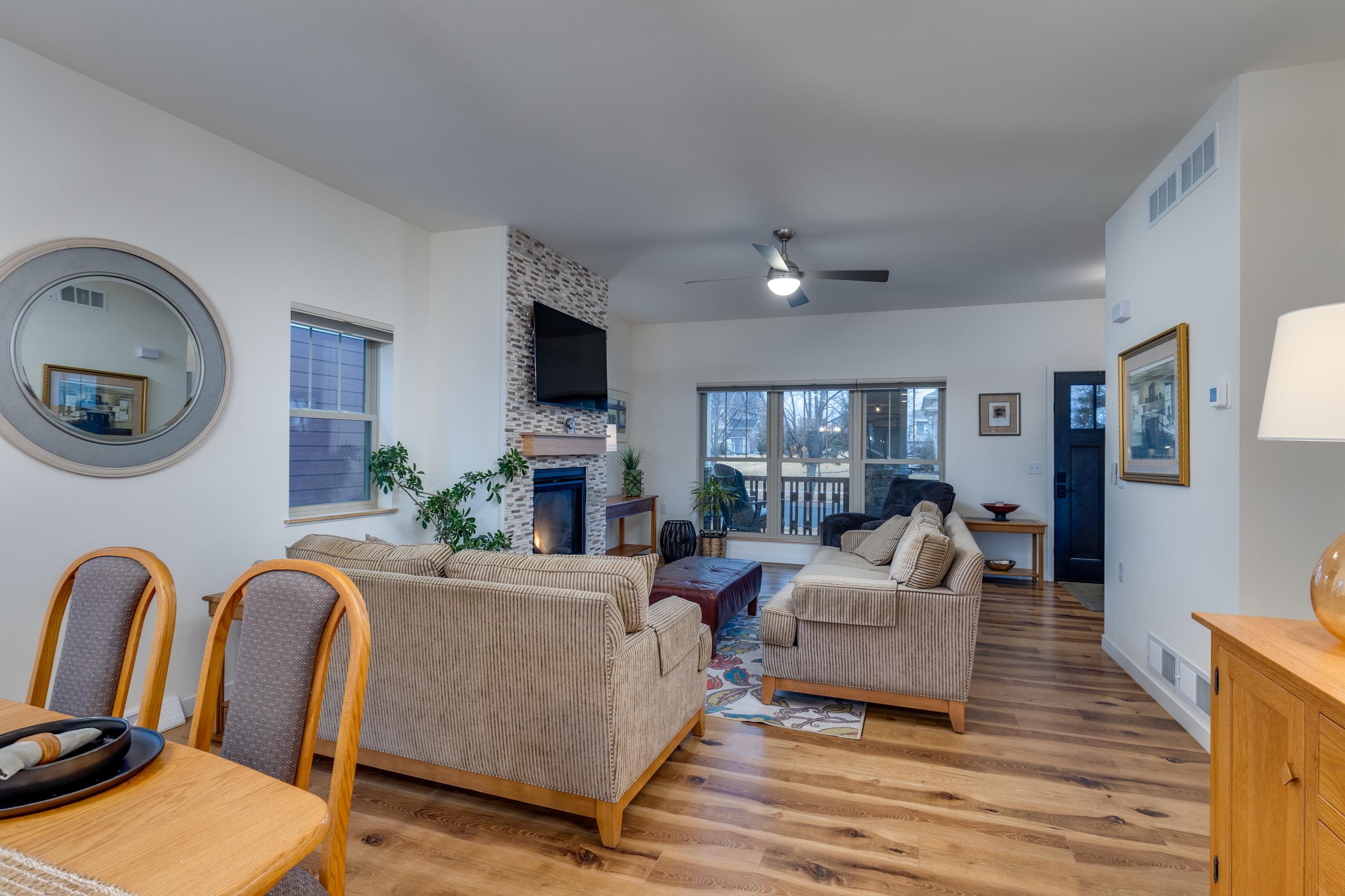 4653 Whitebud Terrace