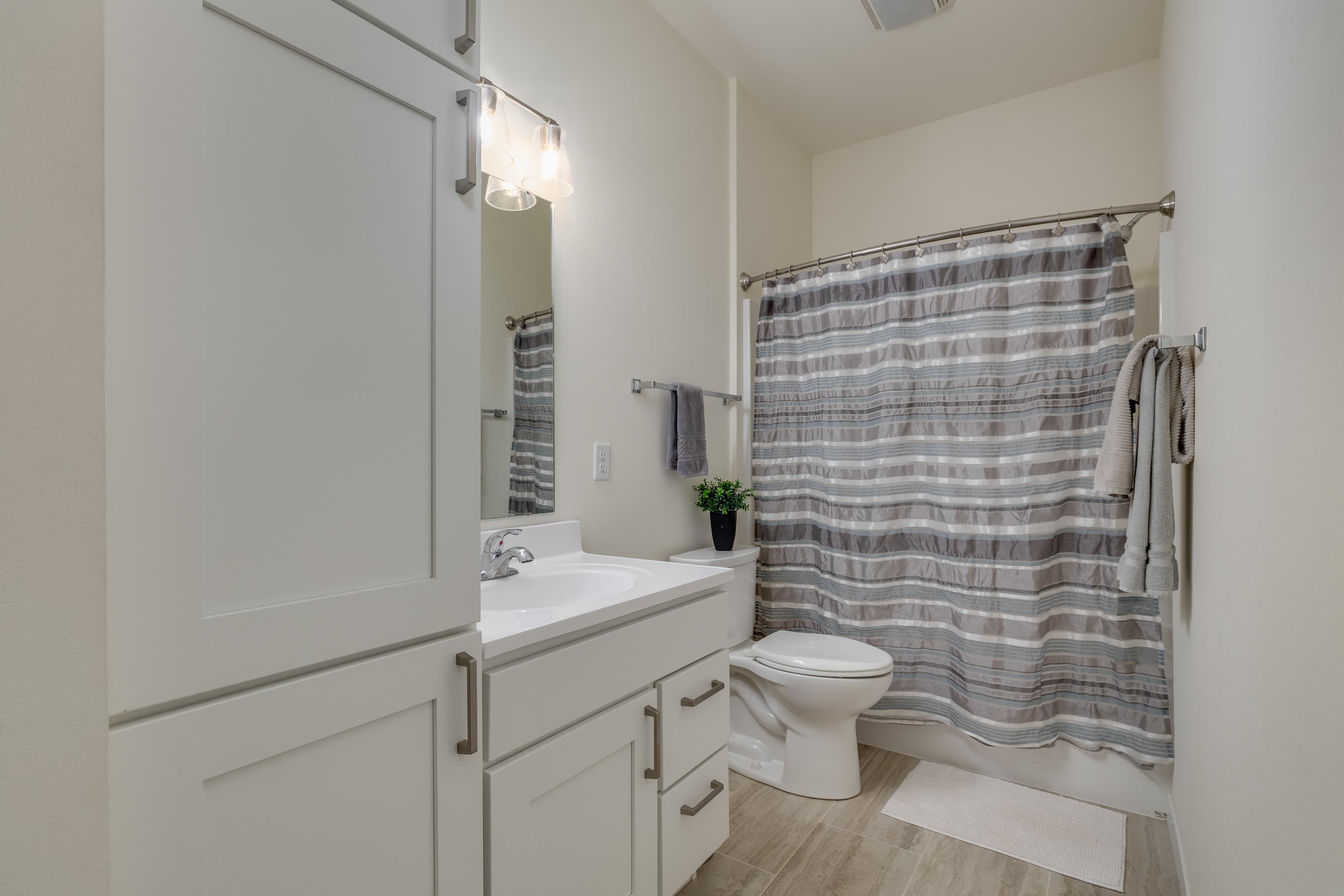 4653 Whitebud Terrace