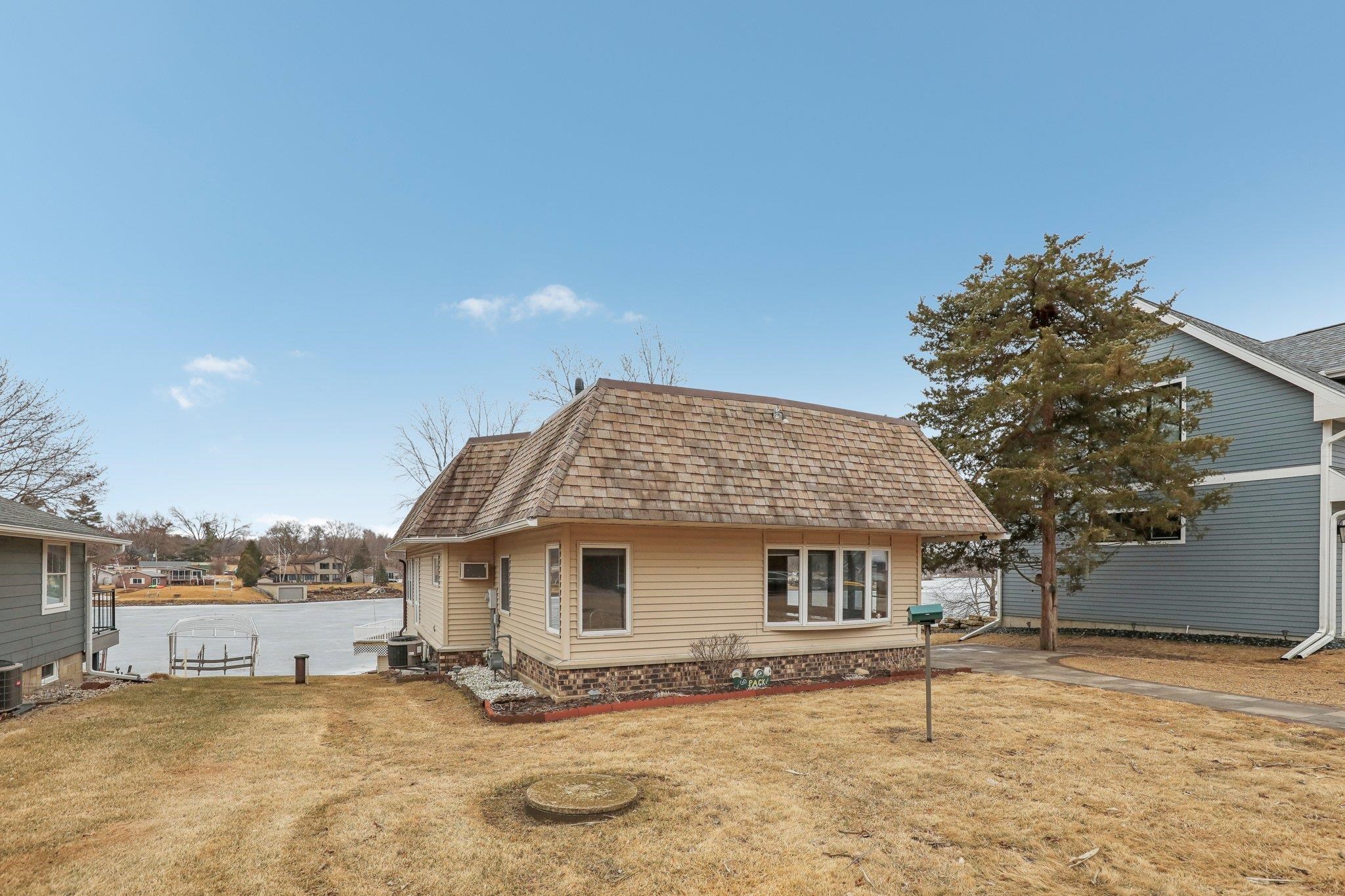 S7564 Oak Road