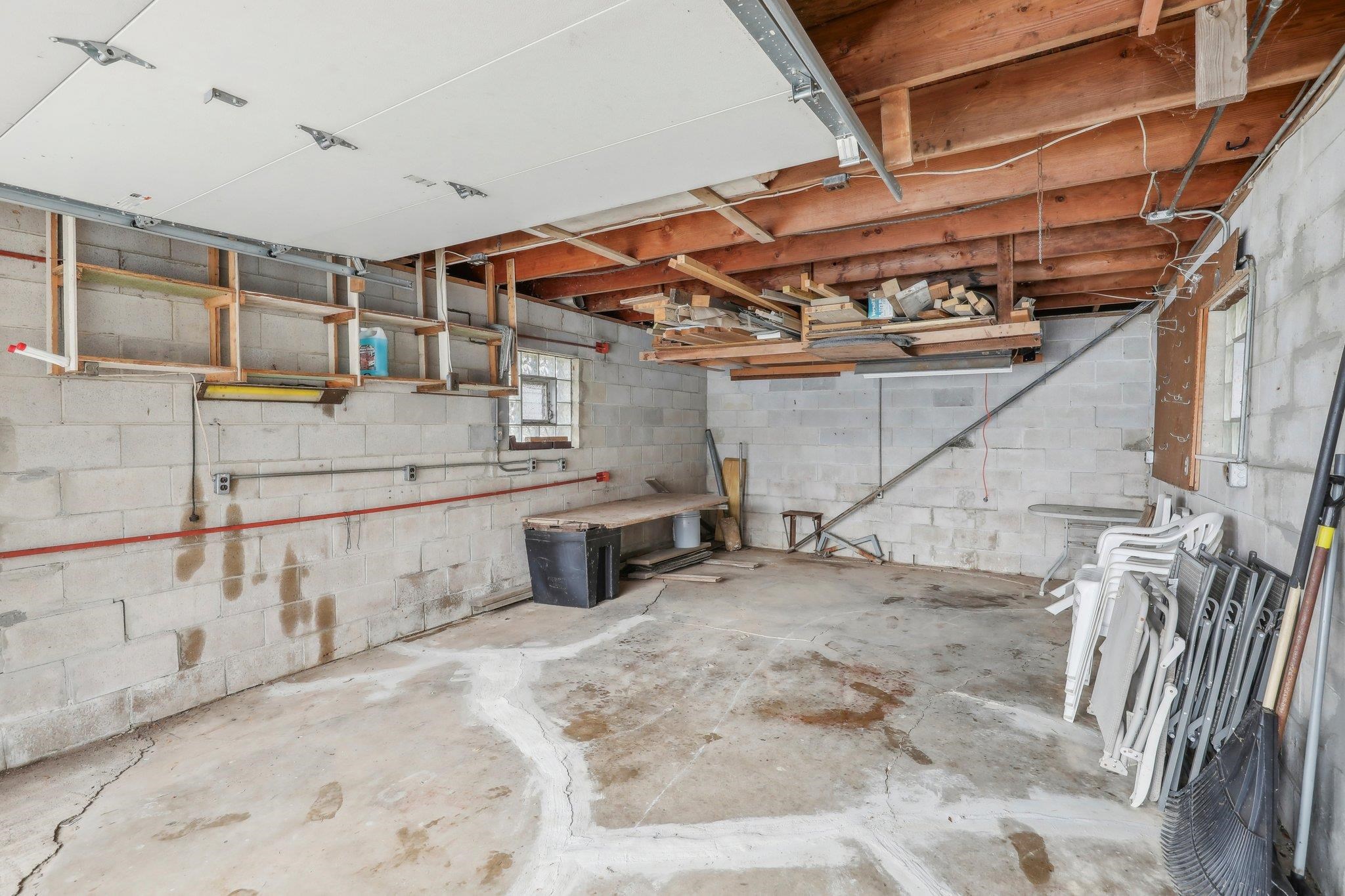 S7564 Oak Road
