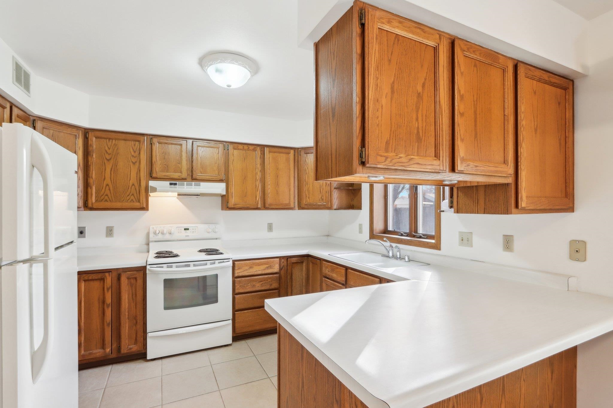 2423 River View Drive
