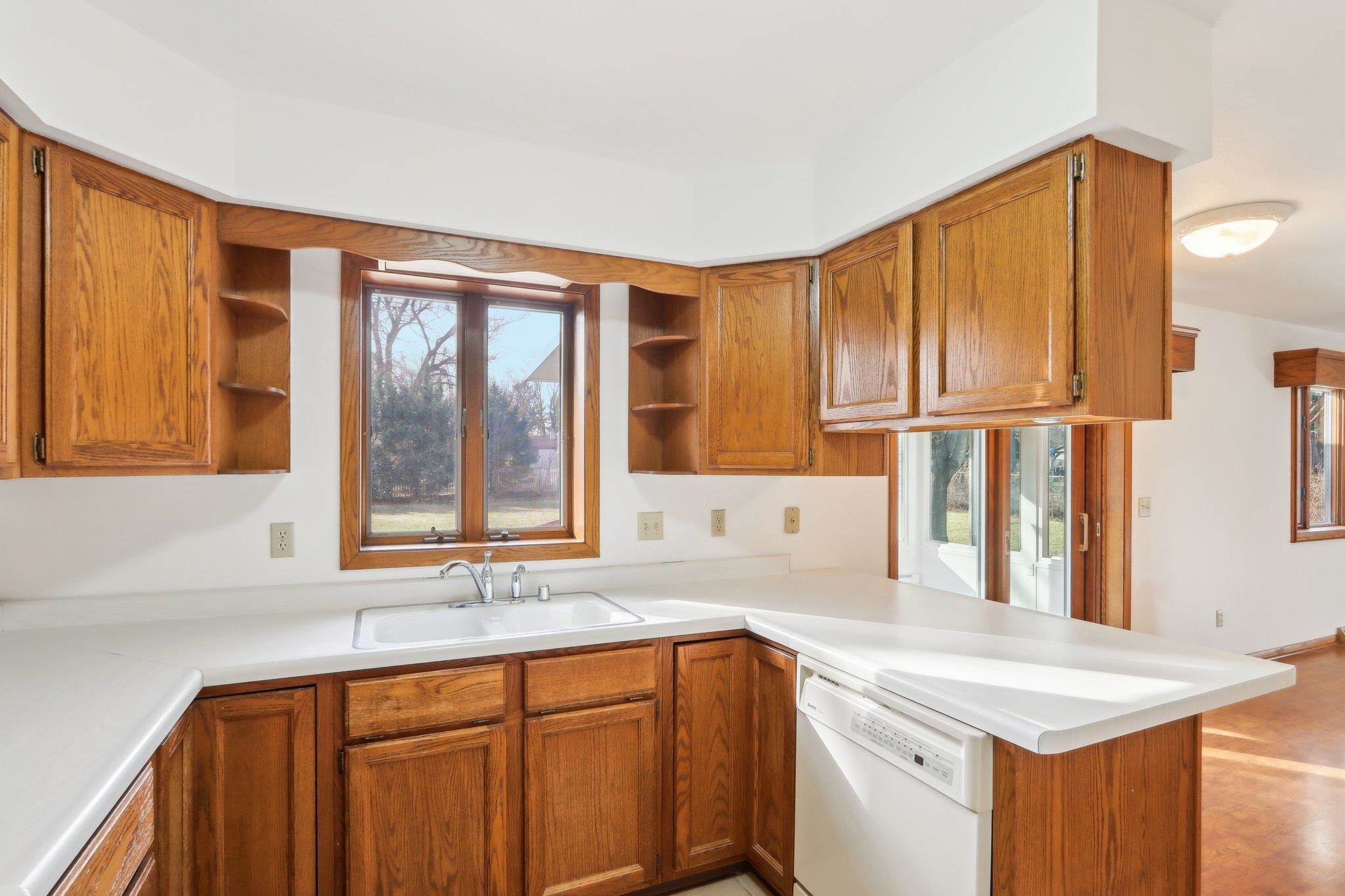 2423 River View Drive