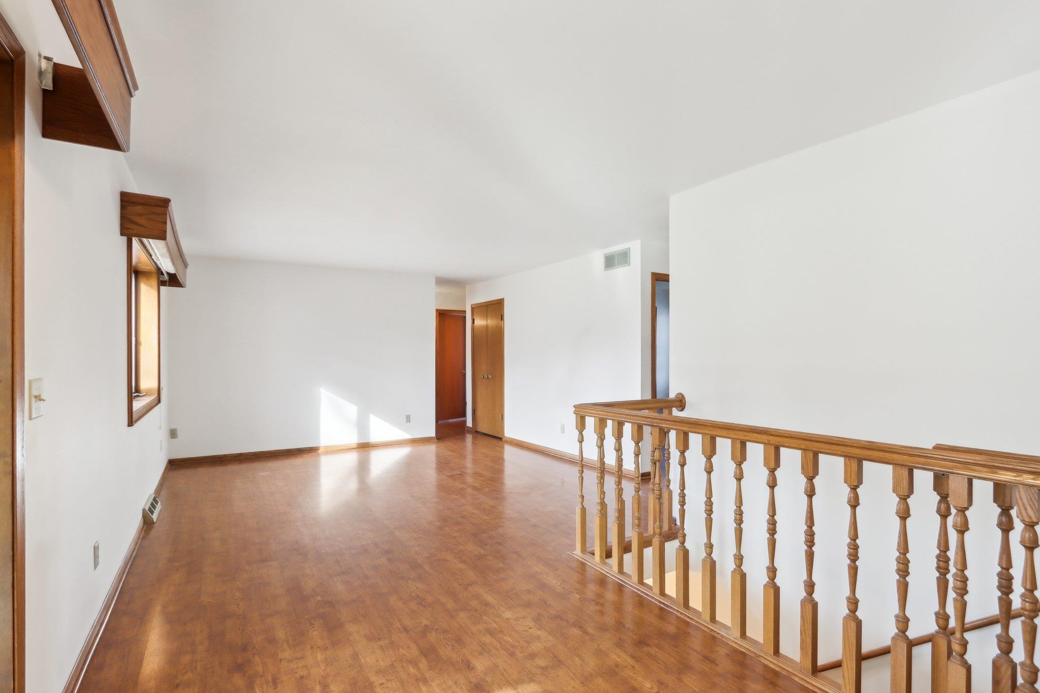 2423 River View Drive