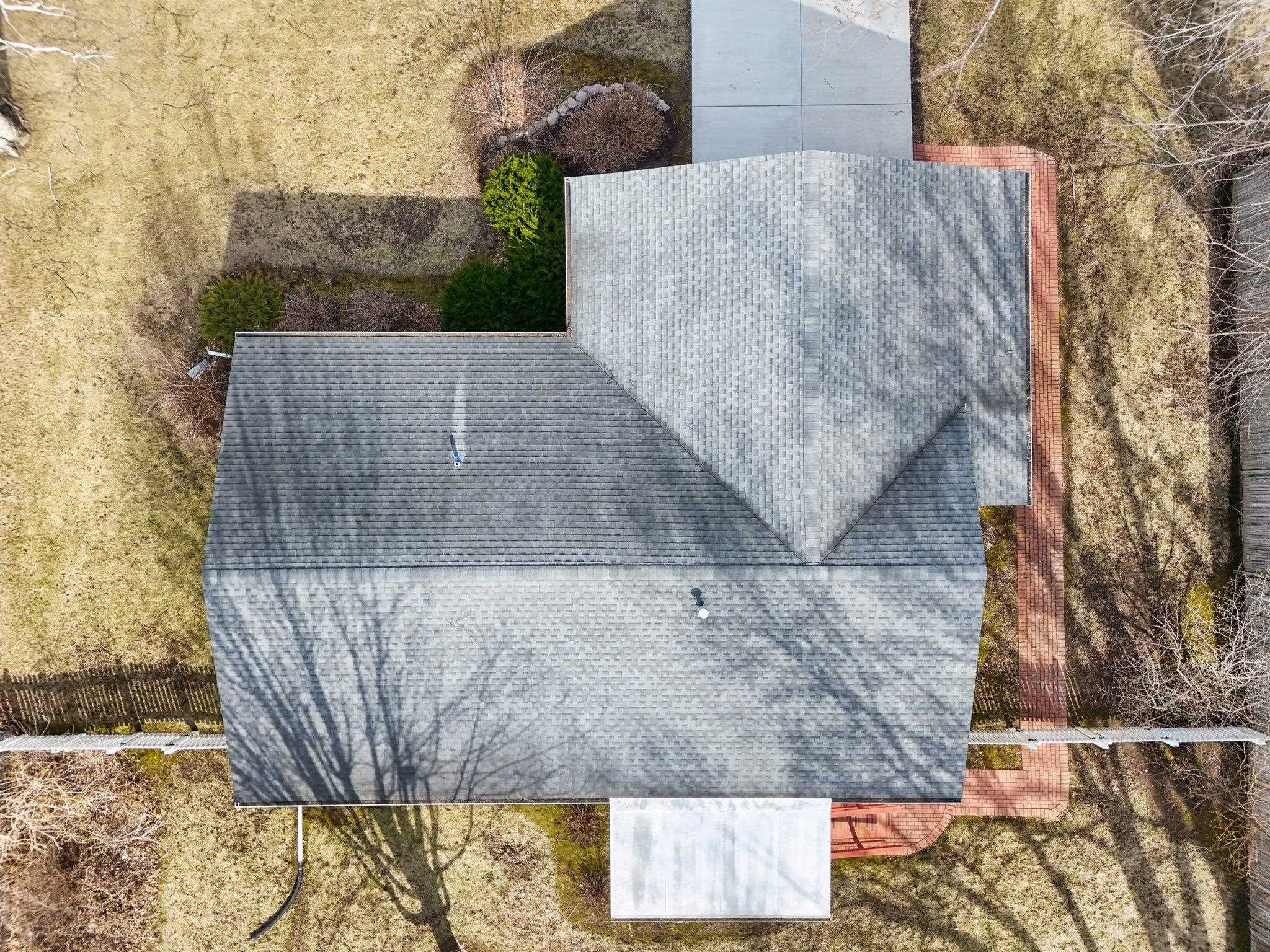 2423 River View Drive