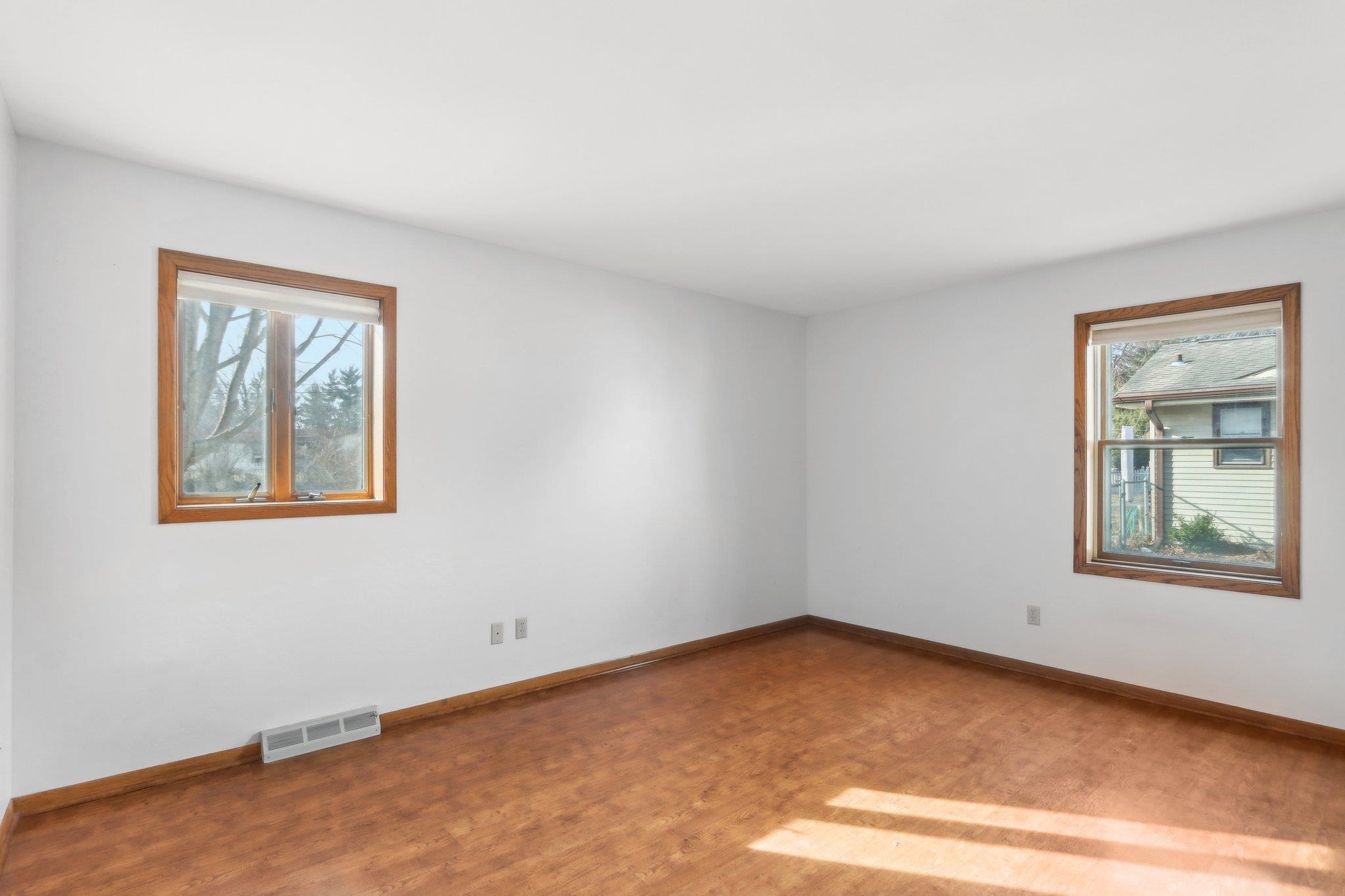 2423 River View Drive