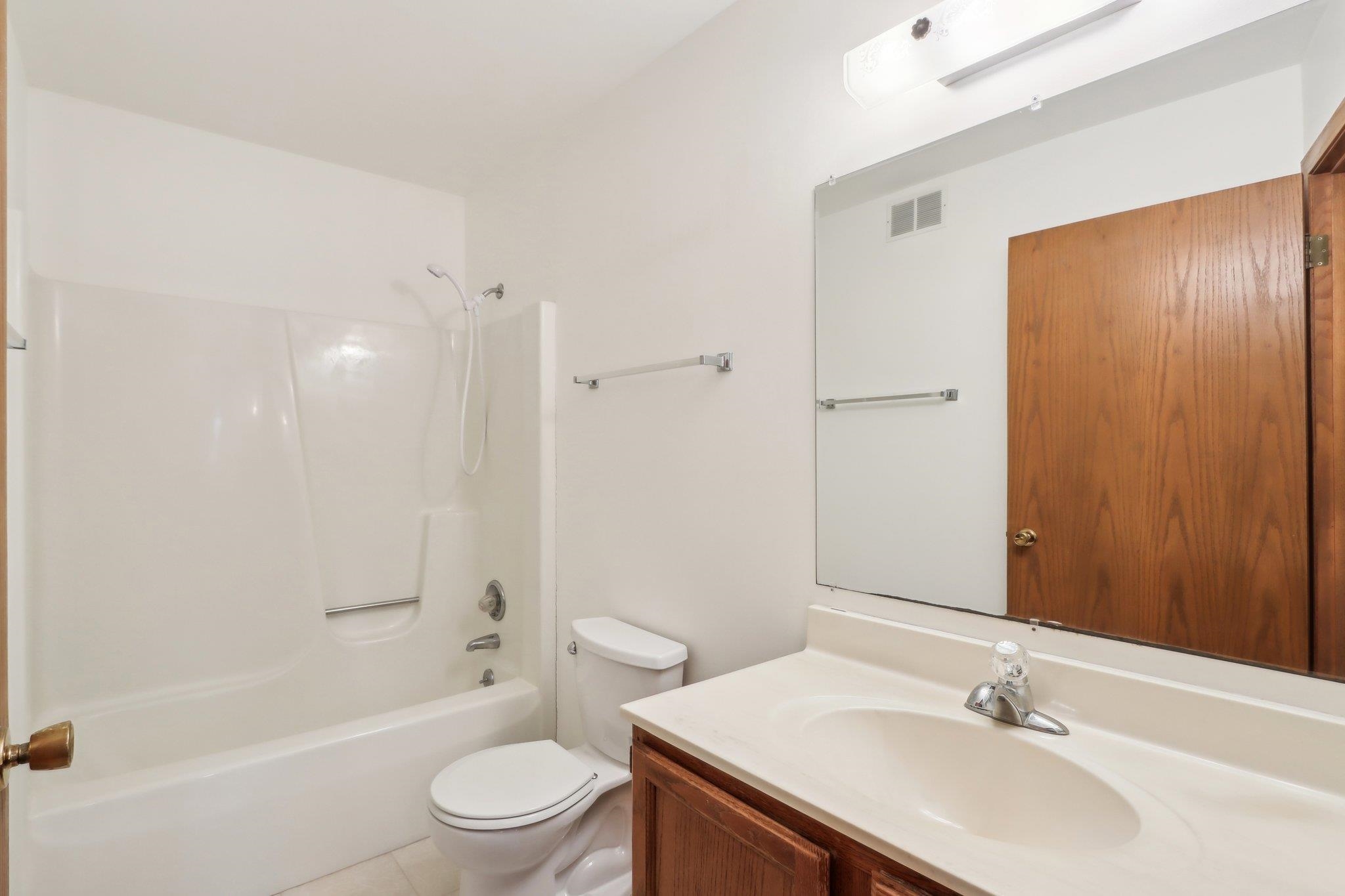 2423 River View Drive