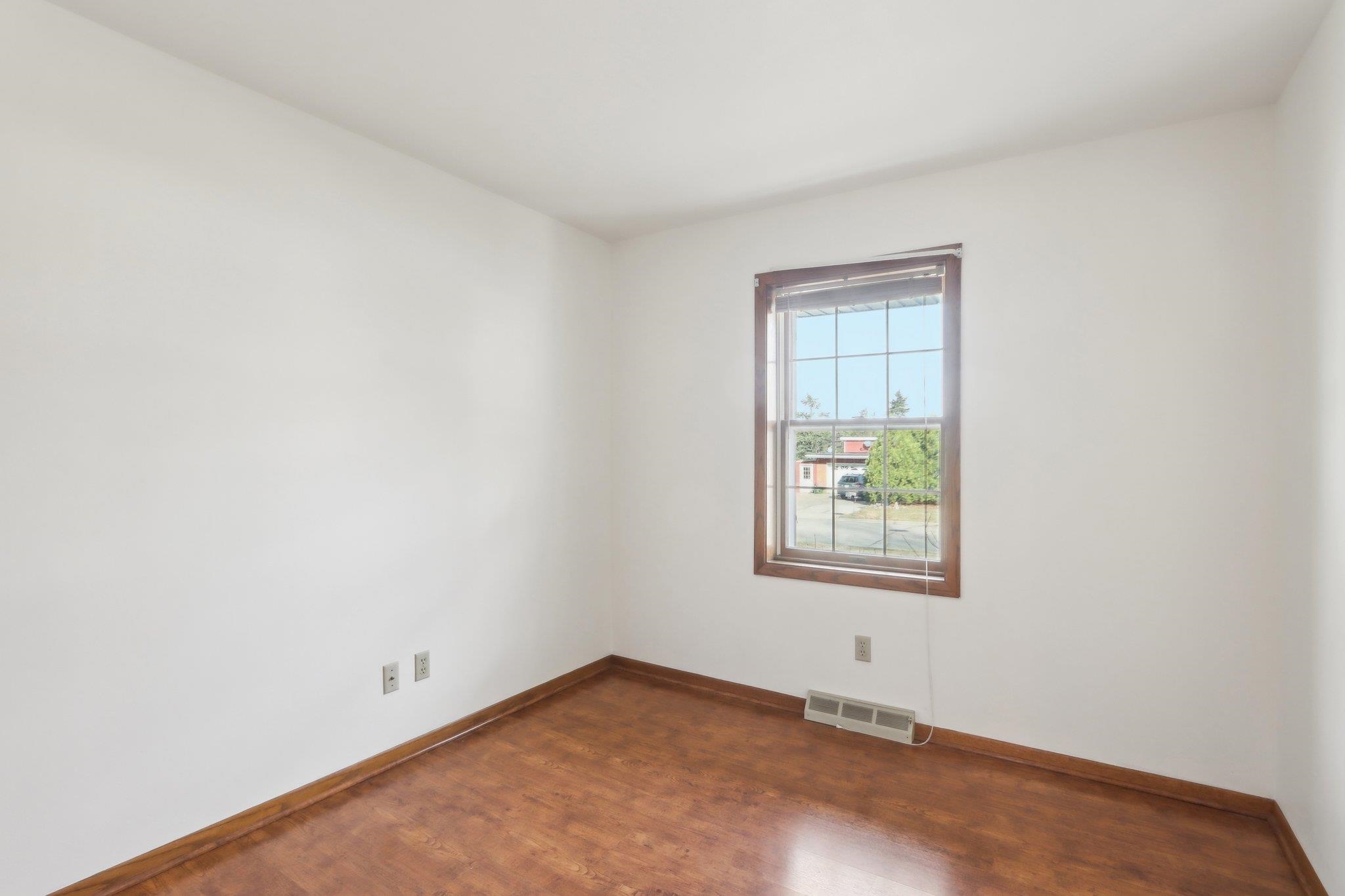 2423 River View Drive